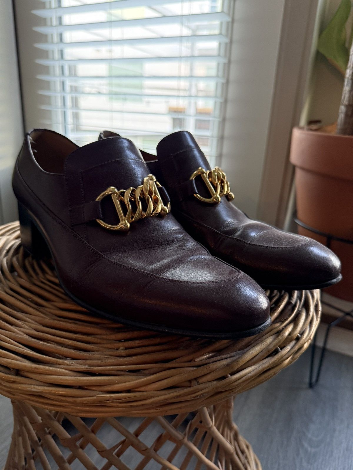Gucci lightning bolt sneakers outlet