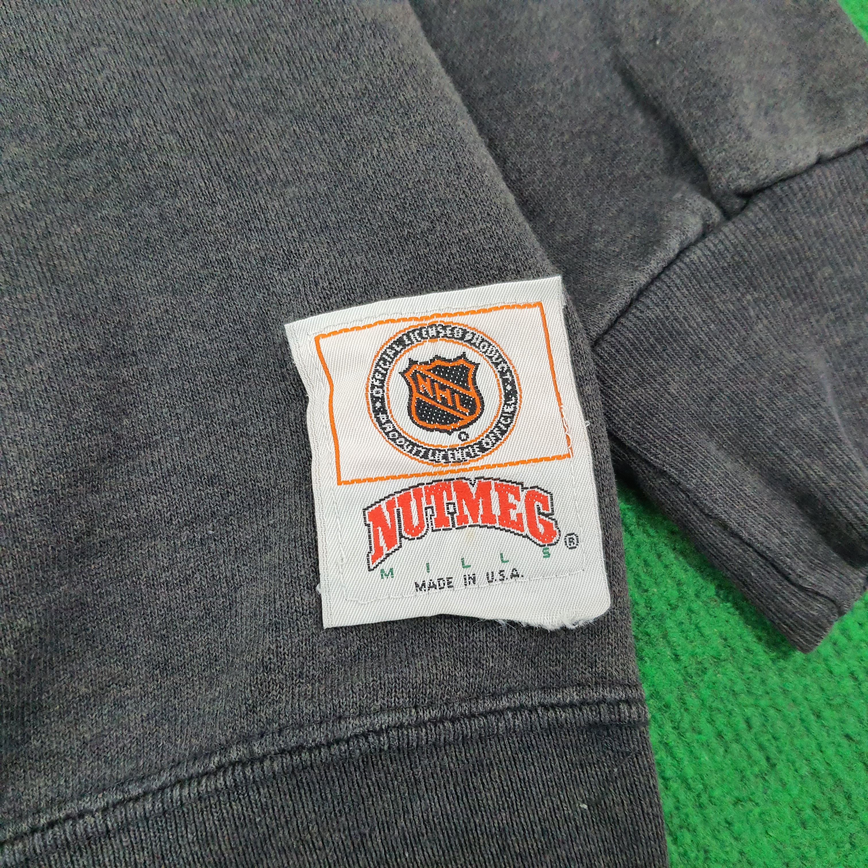 Nutmeg Vintage Nutmeg Mighty Duck Kick Ice NHL Sweatshirt C261N17 Size US L / EU 52-54 / 3 - 3 Thumbnail