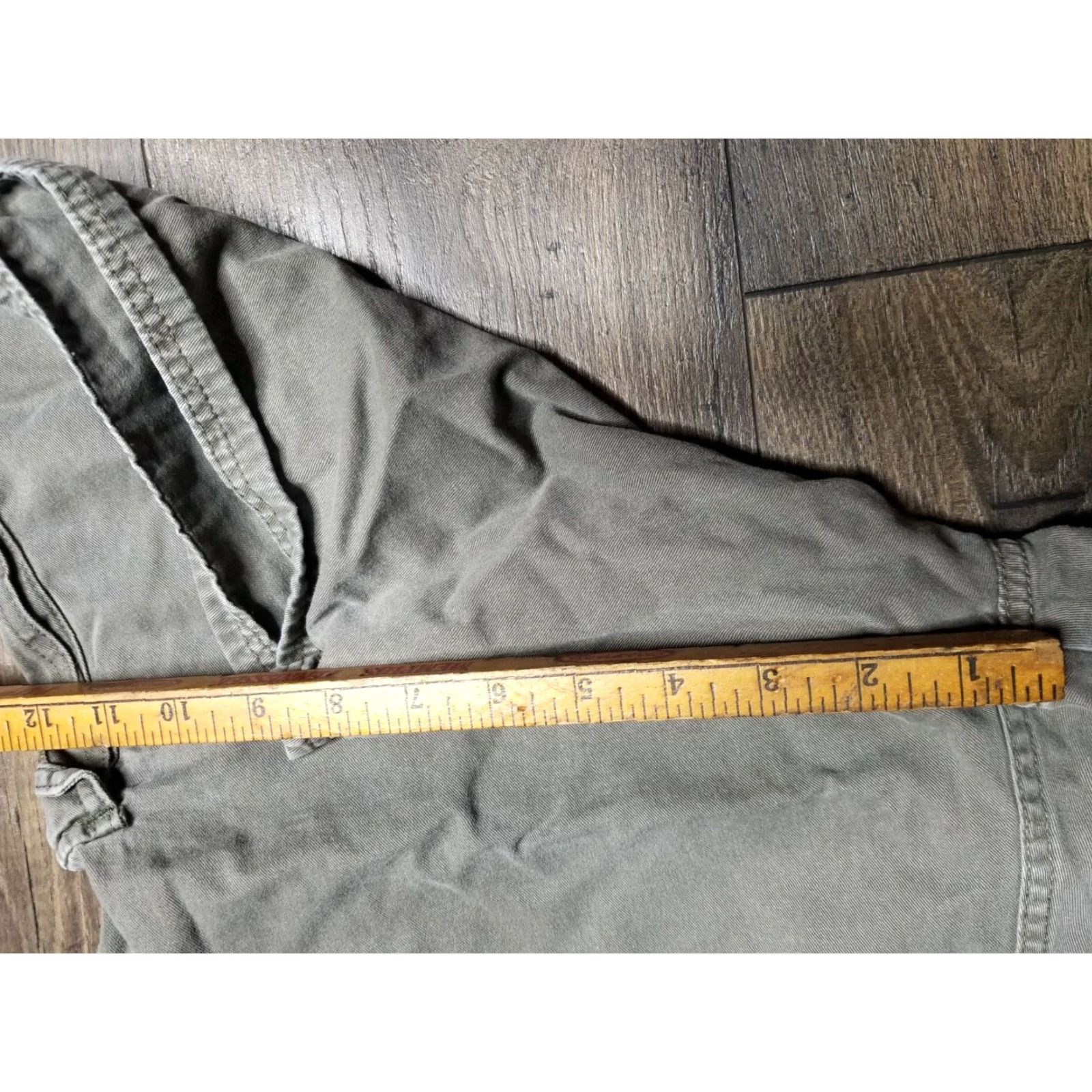Wrangler Wrangler Mens Cargo Shorts 42 Olive Gray Flat Front Zip Fly Casual Cotton Size US 42 / EU 58 - 4 Thumbnail
