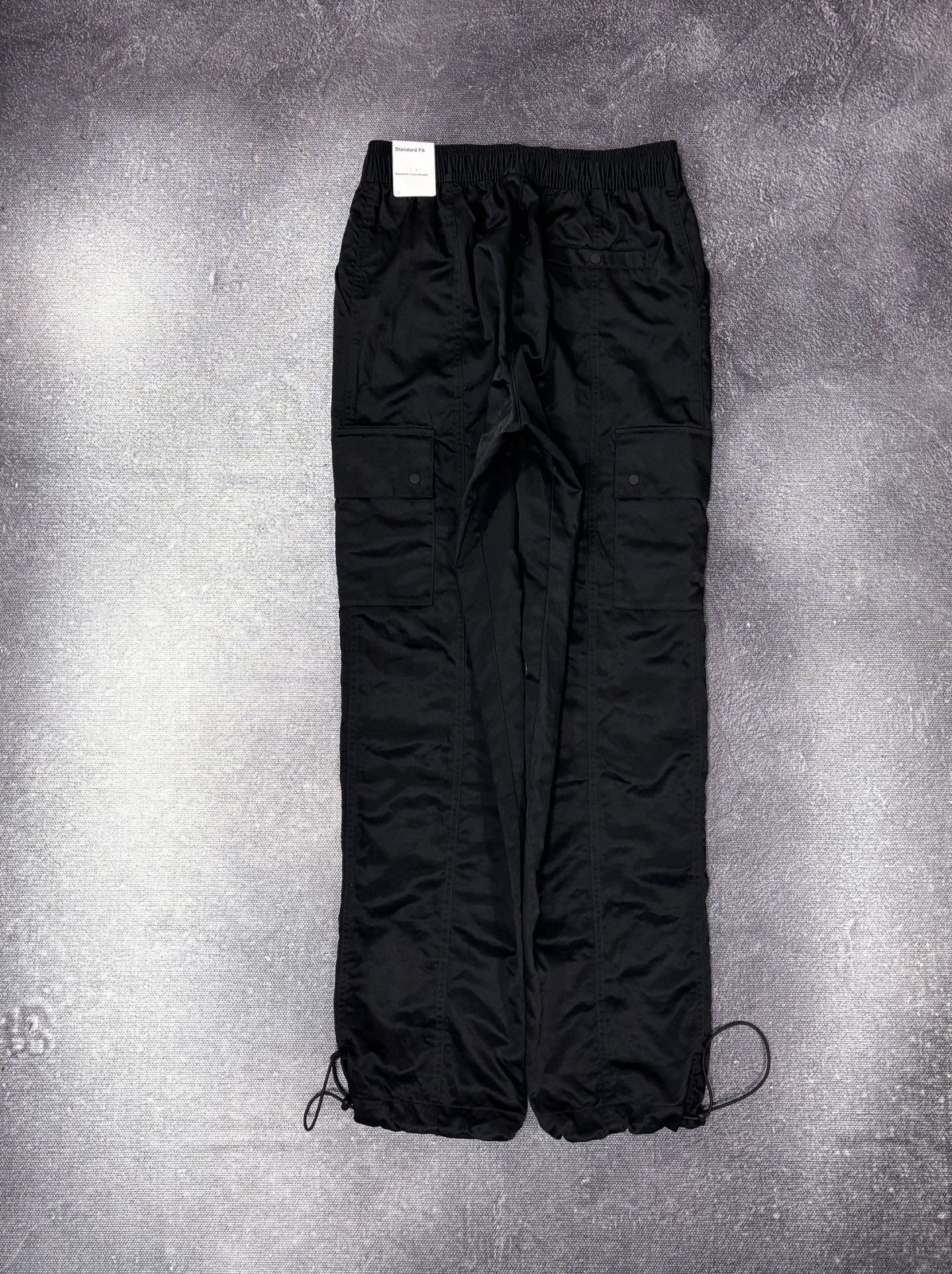 Jordan Brand Nike Air Jordan NWT Women’s Black Nylon Utility Cargo Pants Size 30" / US 8 / IT 44 - 2 Thumbnail