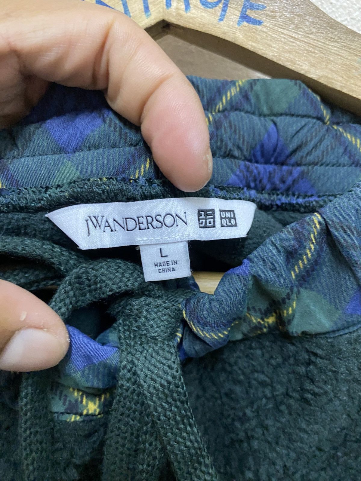JW Anderson × Uniqlo JW Anderson Sweatpants Size US 34 / EU 50 - 9 Thumbnail