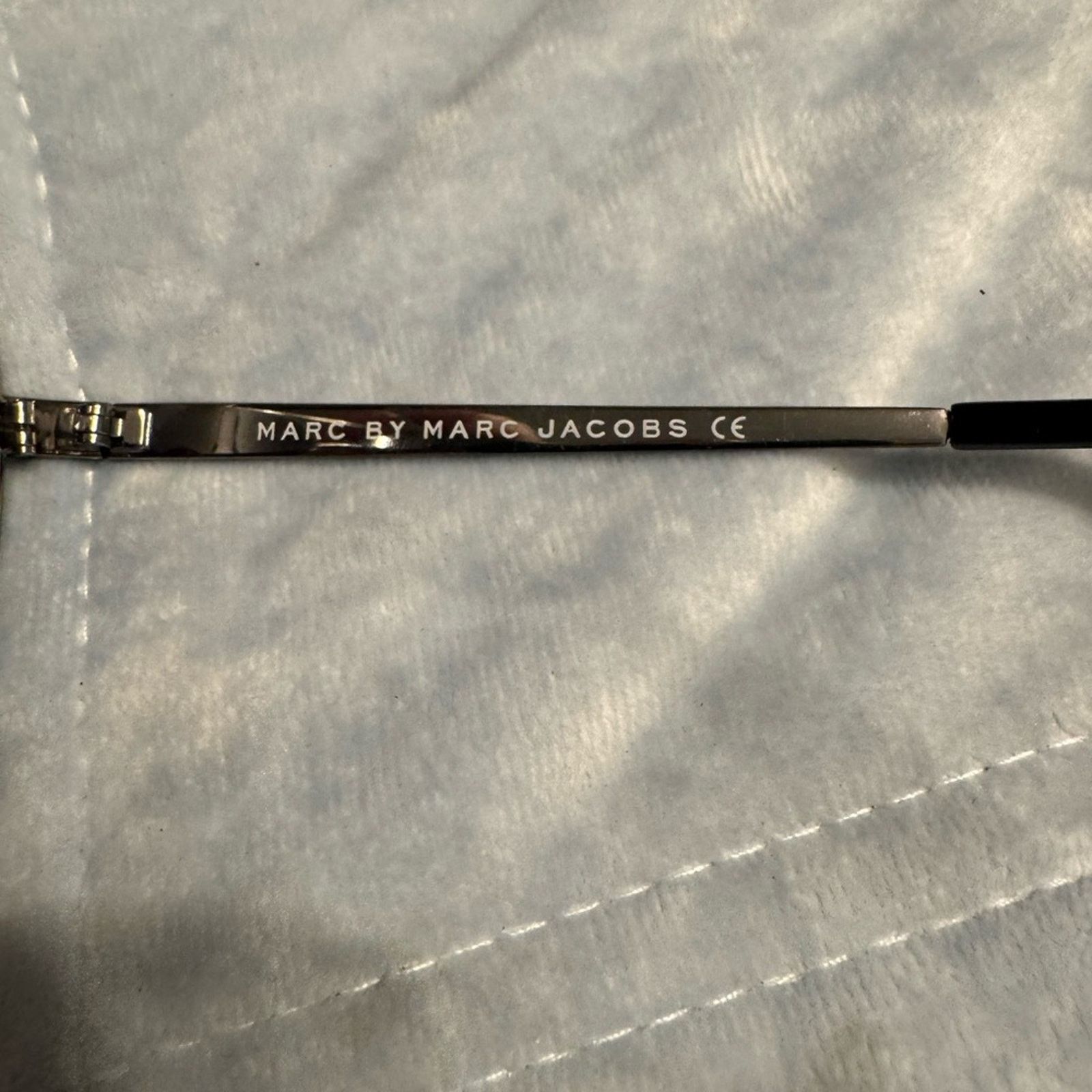Marc by Marc Jacobs Marc By Marc‎ Jacobs Black and Purple Aviator Sunglasses Size ONE SIZE - 5 Thumbnail