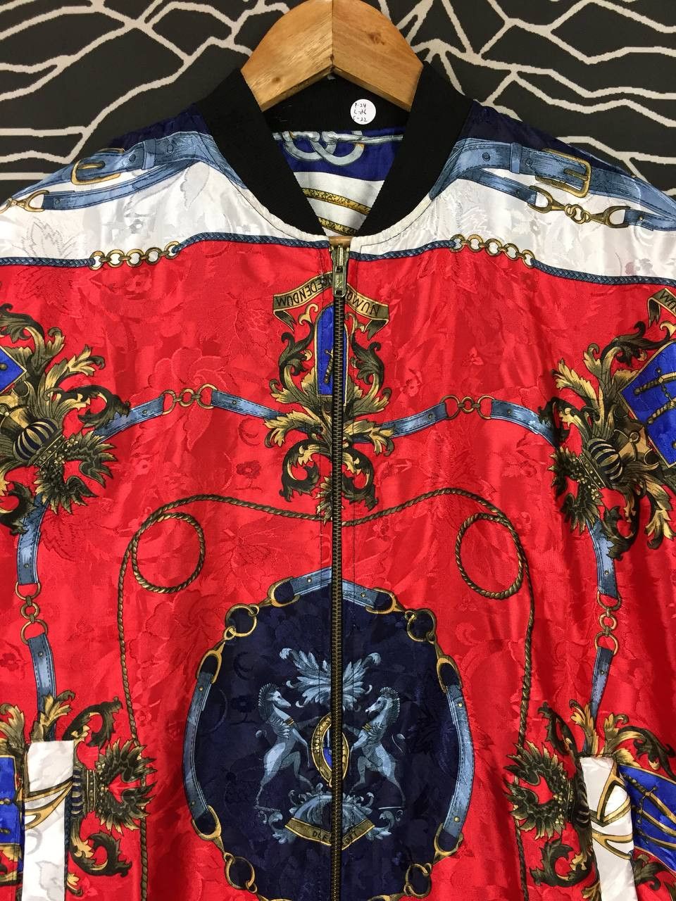 Vintage Distressed Baroque Chain Reversible Silk-Feel Bomber Jacket Size US L / EU 52-54 / 3 - 3 Thumbnail