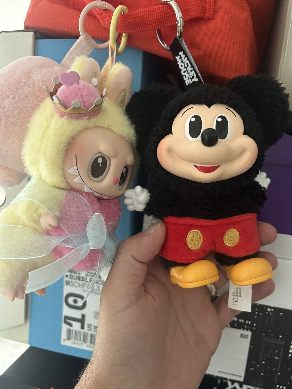 POP MART Pop Mart Labubu, Mickey, Bubble Up Size ONE SIZE - 4 Thumbnail