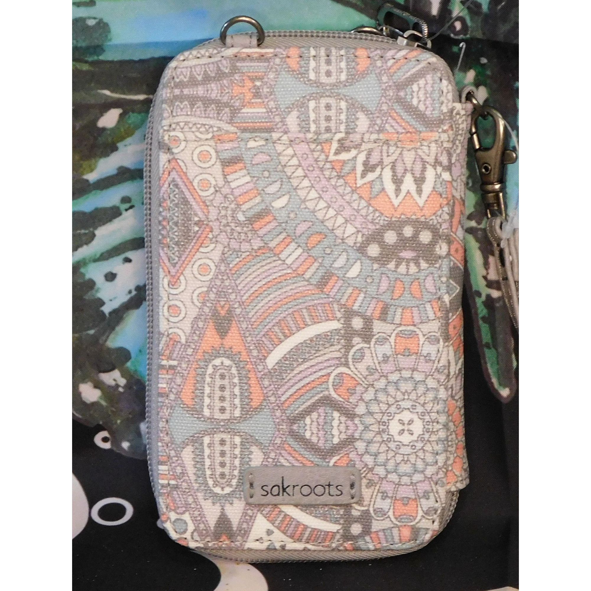 Other Sakroots Smartphone Artist Circle Wristlet Size ONE SIZE - 1 Thumbnail