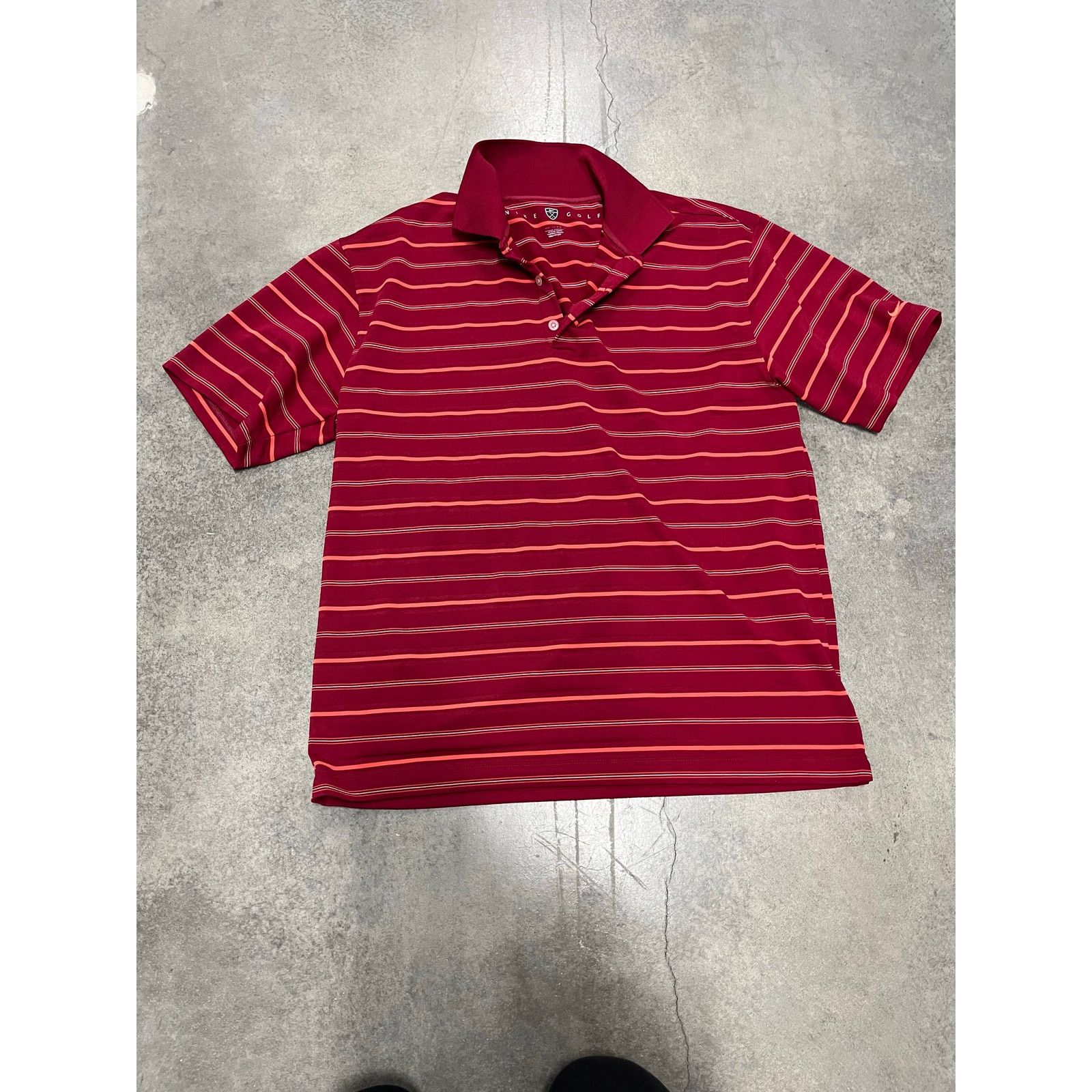 Nike Vintage Nike men’s golf polo red size XL Size US XL / EU 56 / 4 - 1 Thumbnail