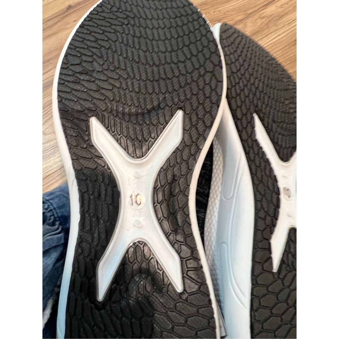 Members Only MEMBERS ONLY NWT Mens US Navy Breathable Slip-On Athletic SH Size US 10 / EU 43 - 4 Thumbnail