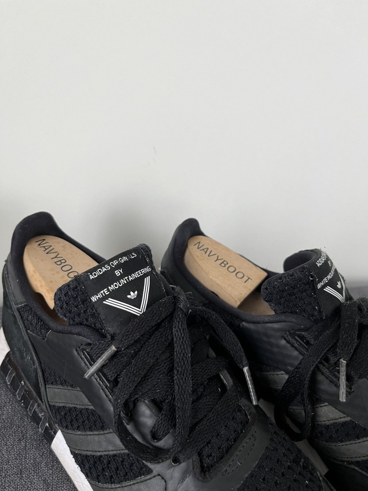 Adidas × White Mountaineering Adidas Boston x White Mountaineering Size US 6.5 / EU 39-40 - 8 Thumbnail