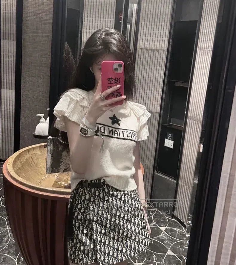Dior Dior Beige five-pointed star letter inlaid cashmere round- Size XS / US 0-2 / IT 36-38 - 8 Thumbnail