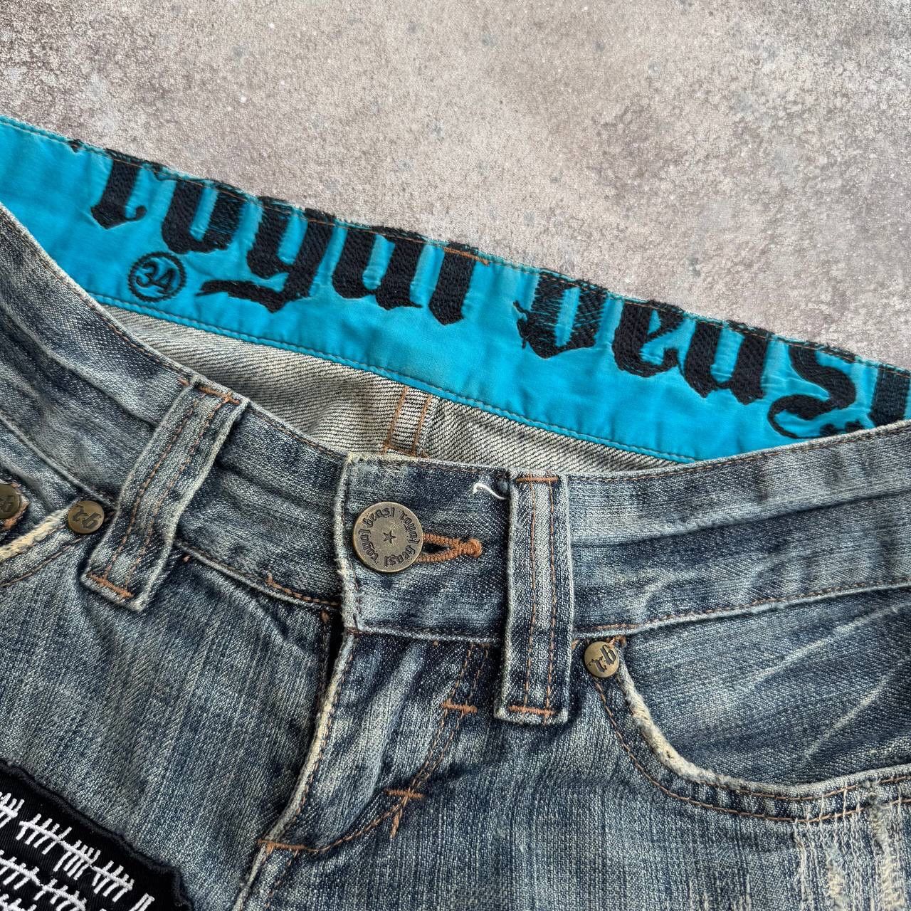 Hysteric Glamour Royal Beast Vintage Low Rise Y2K Patchwork Washed Jeans Size 27" / US 4 / IT 40 - 9 Thumbnail