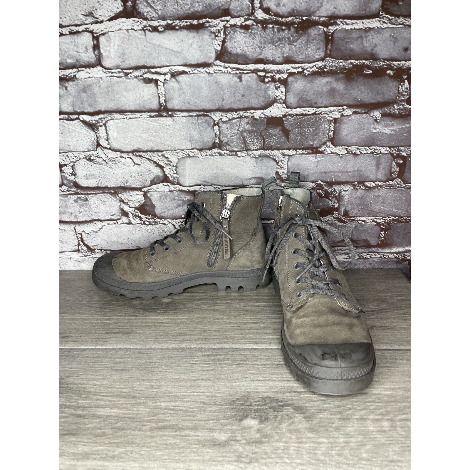 Palladium Palladium Pampa Gray Leather Lace Up Lined Combat Boots Wome Size US 7.5 / IT 37.5 - 14 Thumbnail