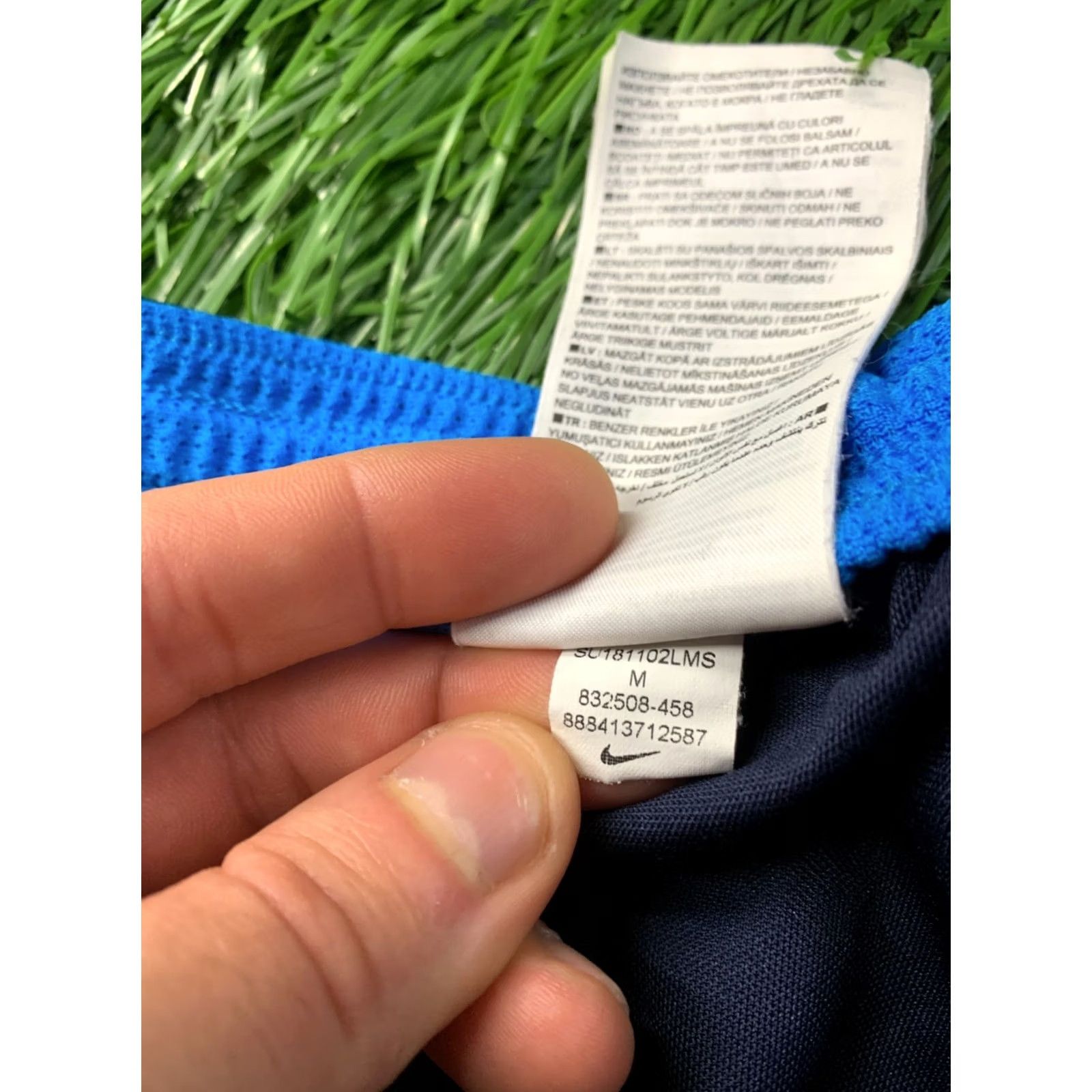Nike Nike Dri-Fit Academy Original 2018 Men Training Football Shorts M Blue Nike Dri-Fit Academy Short Men M Blue Football Training 2018 Size US 31 - 5 Thumbnail