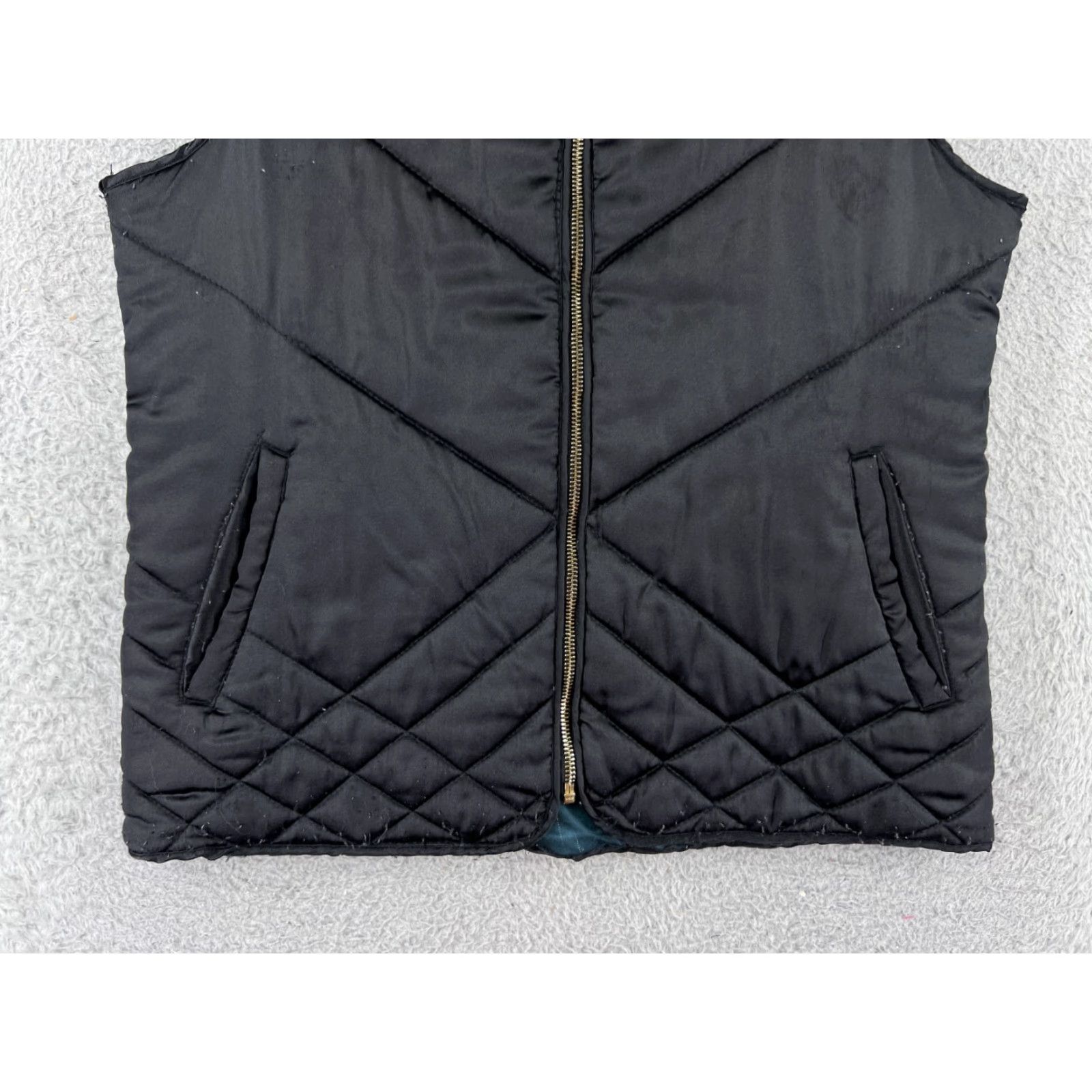 Vintage VEST Women Medium Black Full Zip Quilted Lined Pockets Mock Neck Zip Vest Women M Black Quilted Pockets Full Zip Mock Neck Fall Spring Women Mens? Size M / US 6-8 / IT 42-44 - 7 Thumbnail
