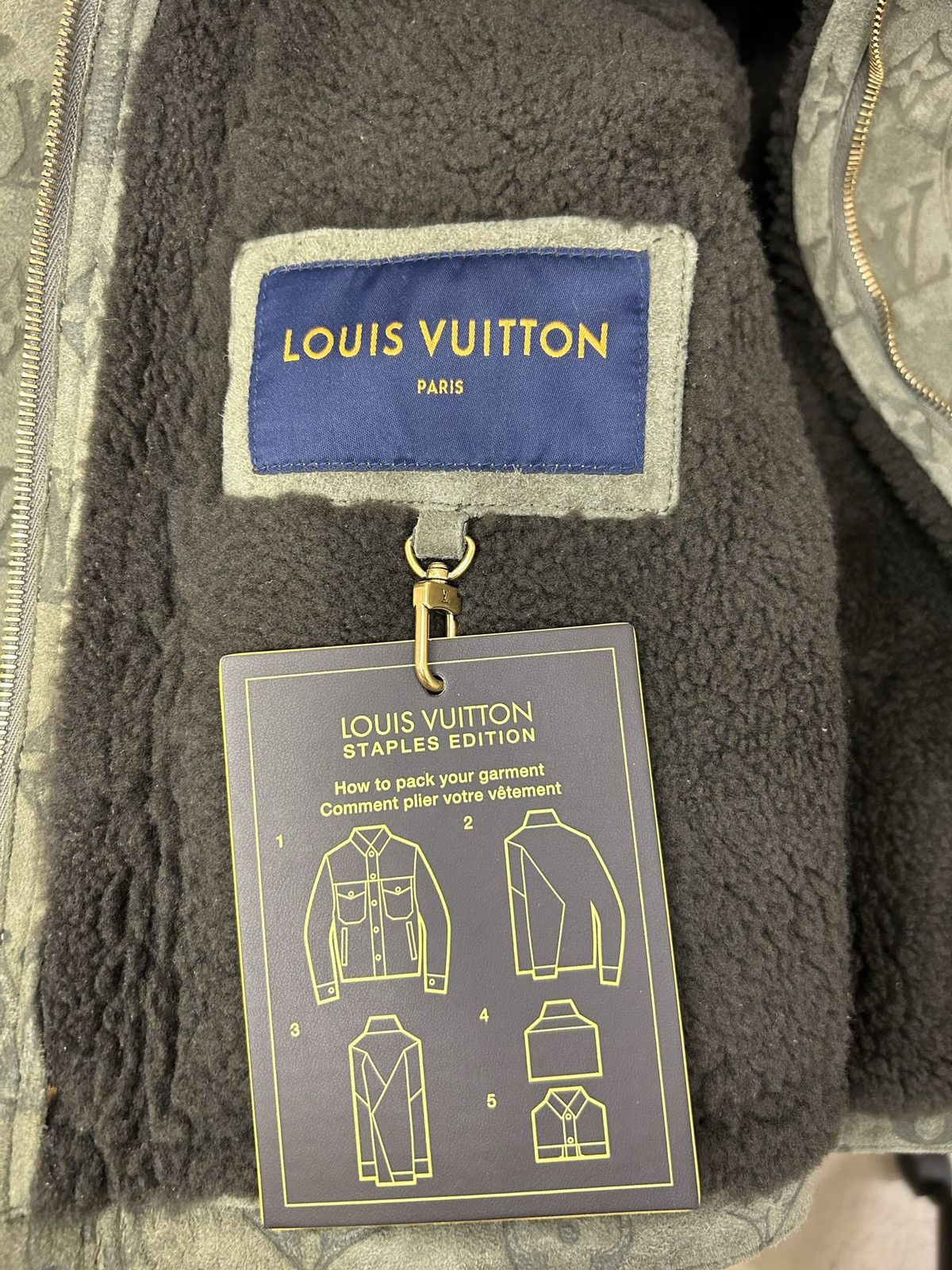 Louis Vuitton LOUIS VUITTON LVSE MONOGRAM SHEARLING BLOUSON Size US L / EU 52-54 / 3 - 5 Thumbnail