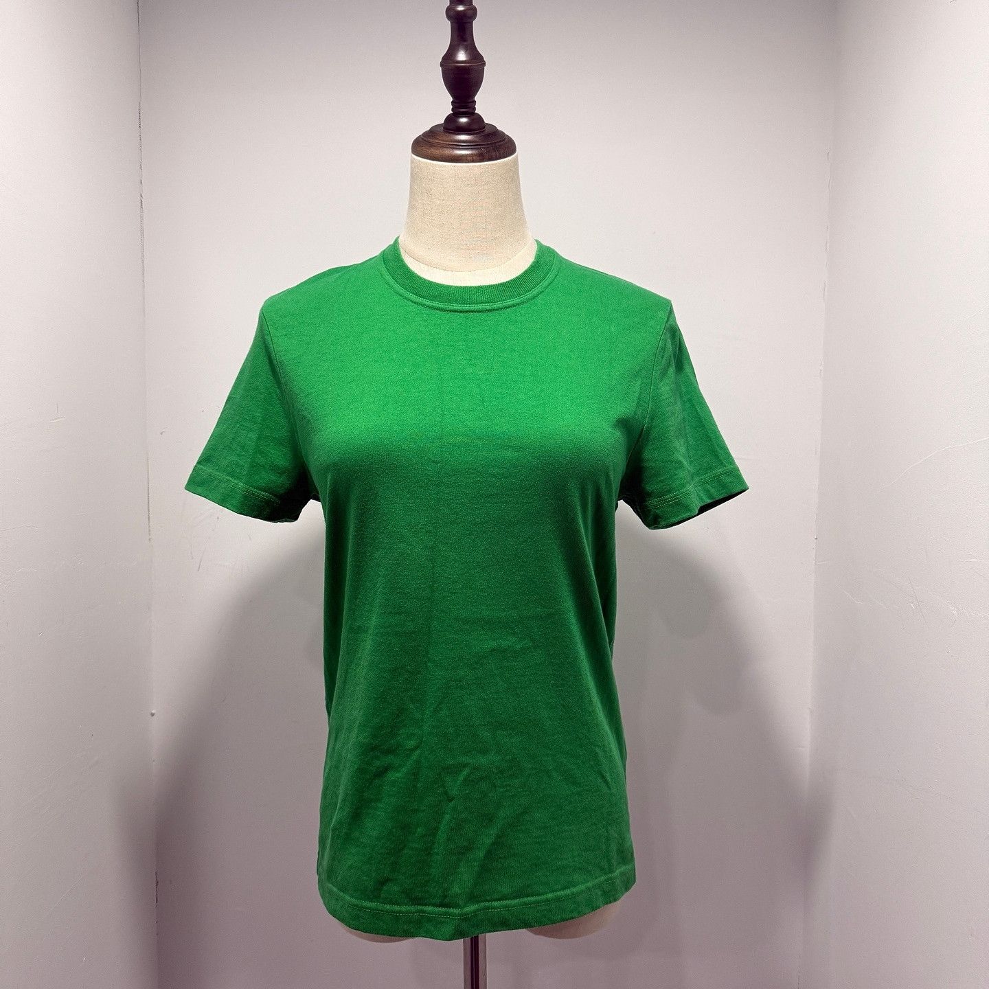 Bottega Veneta Bottega Veneta Solid Green T-Shirt Size XS Size XS / US 0-2 / IT 36-38 - 1 Thumbnail