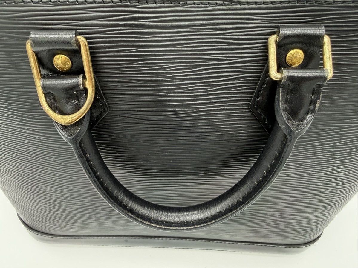 Louis Vuitton Louis Vuitton Epi Alma Handbag – Black – M52142 Size ONE SIZE - 21 Thumbnail