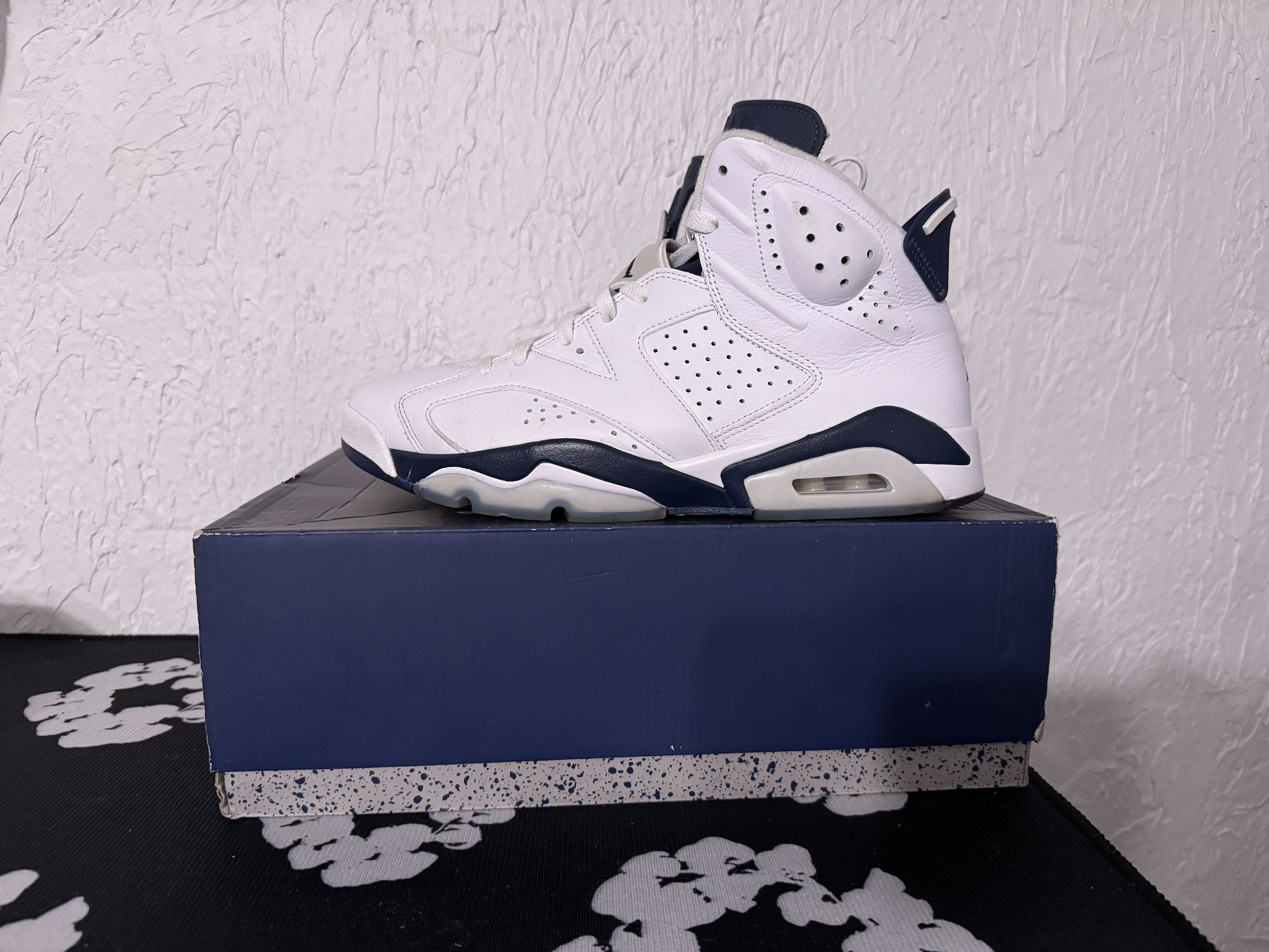 Jordan Brand × Nike US 12 - Air Jordan 6 Retro Midnight Navy Blue WITH BOX Size US 12 / EU 45 - 5 Thumbnail