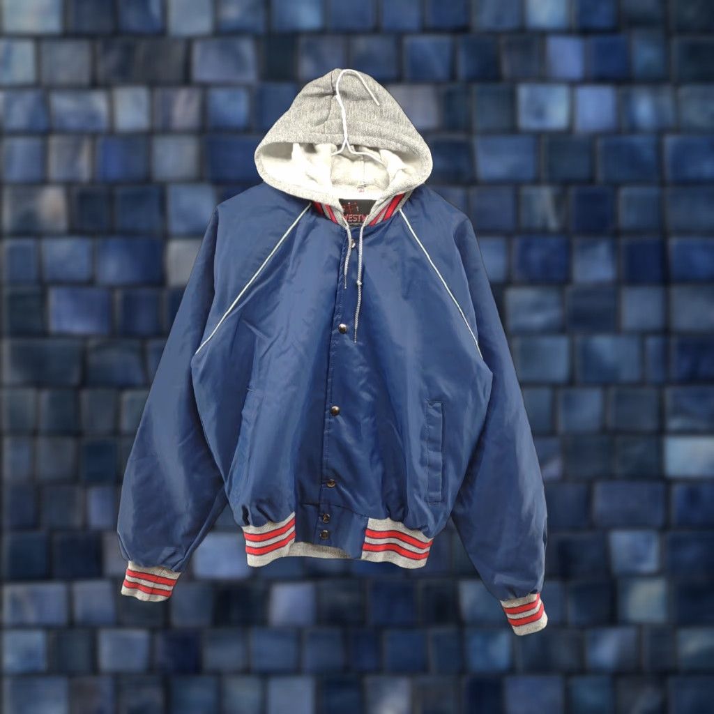 Vintage VINTAGE West Wind Mens Snap Up Satin Bomber Style Hooded Jacket S Jacket Bomber 90s retro Mens Size US S / EU 44-46 / 1 - 1 Thumbnail