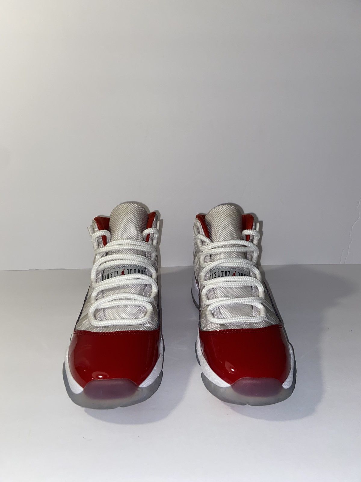 Jordan Brand Jordan 11 Retro Cherry (2022) (GS) US 5Y Used Size US 5 / EU 37 - 2 Thumbnail