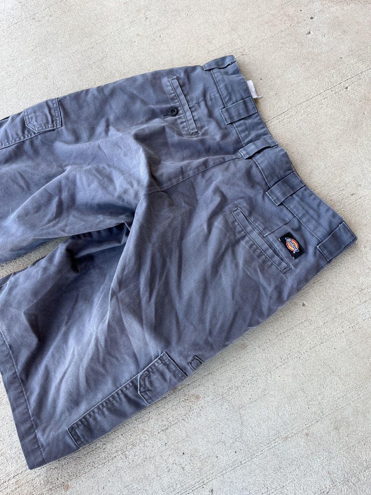 Dickies Vintage Dickies Cargo Shorts Size US 32 / EU 48 - 3 Thumbnail