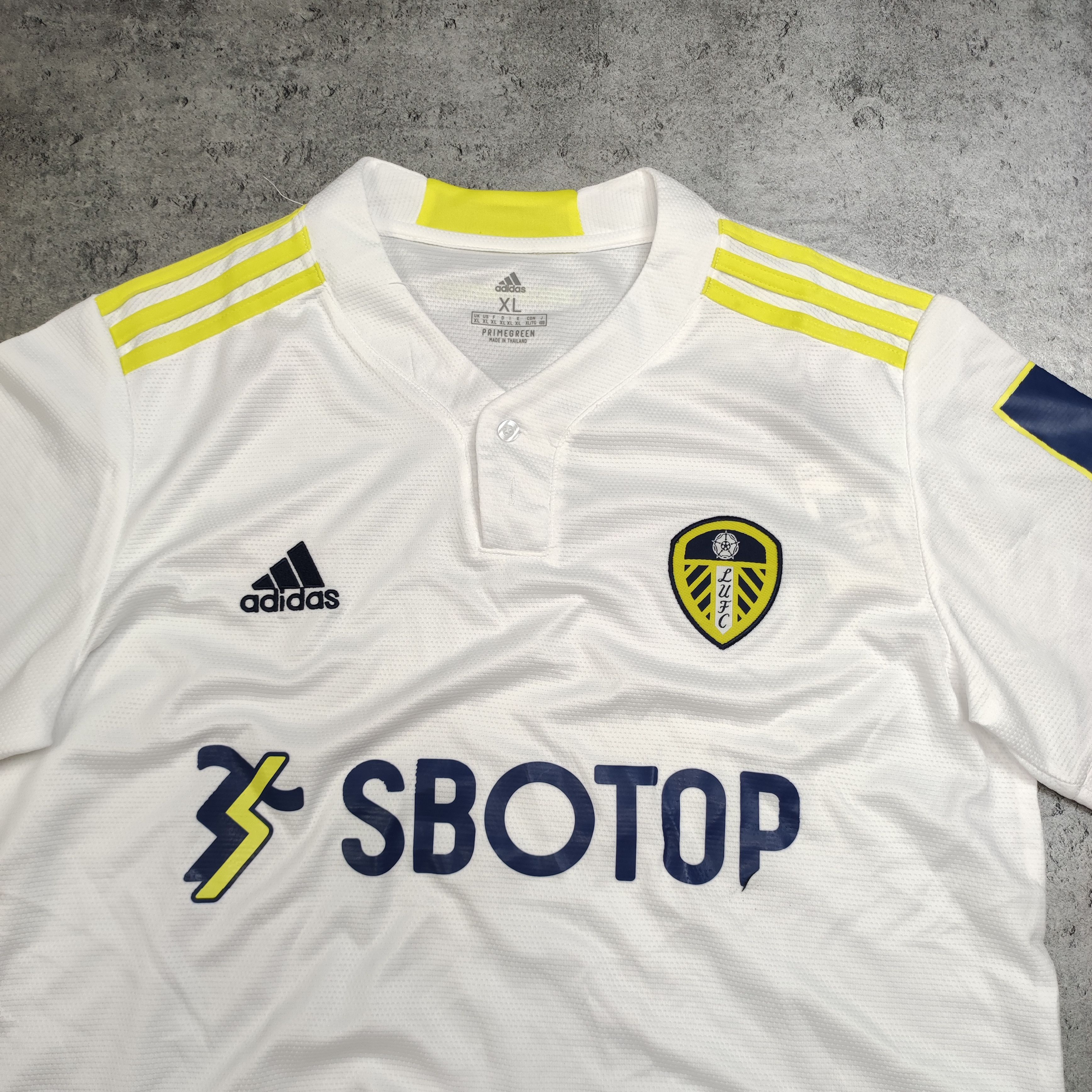 Vintage Vintage RARE Leeds United Adidas Home Football Jersey Size US XL / EU 56 / 4 - 4 Thumbnail
