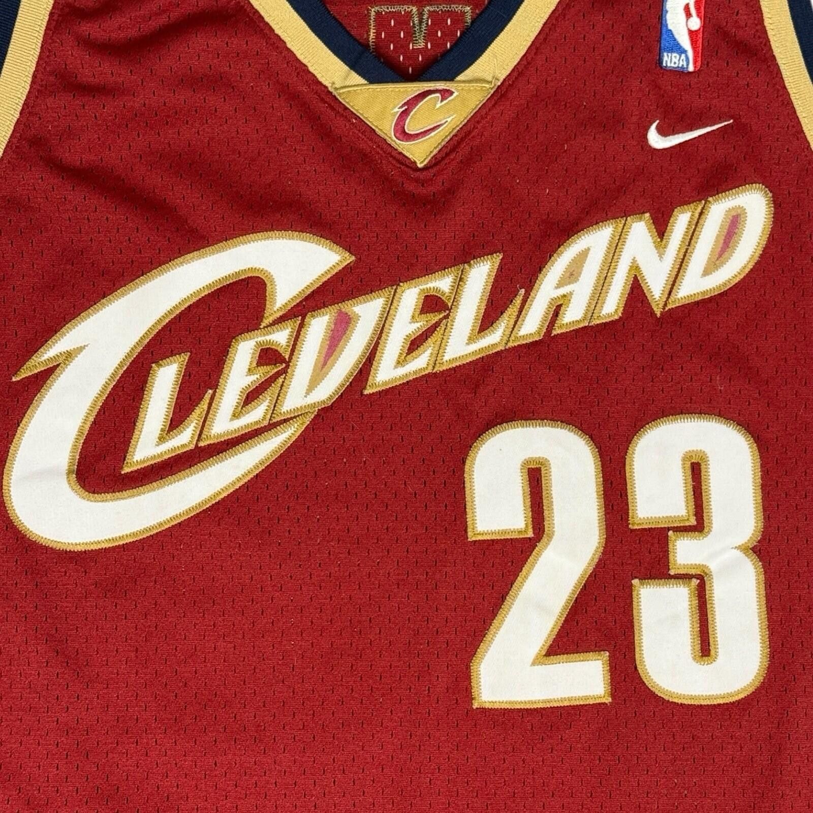 Nike 2003 Nike Lebron James Cleveland Cavaliers Jersey Swingman M Size ONE SIZE - 4 Thumbnail