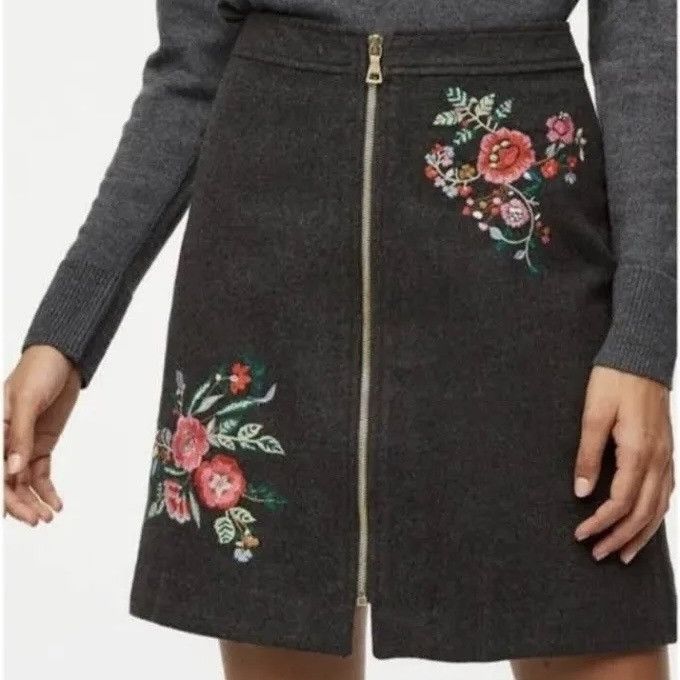 Loft Loft embroidered wool blend skirt Size 36" / US 14 / IT 50 - 2 Thumbnail