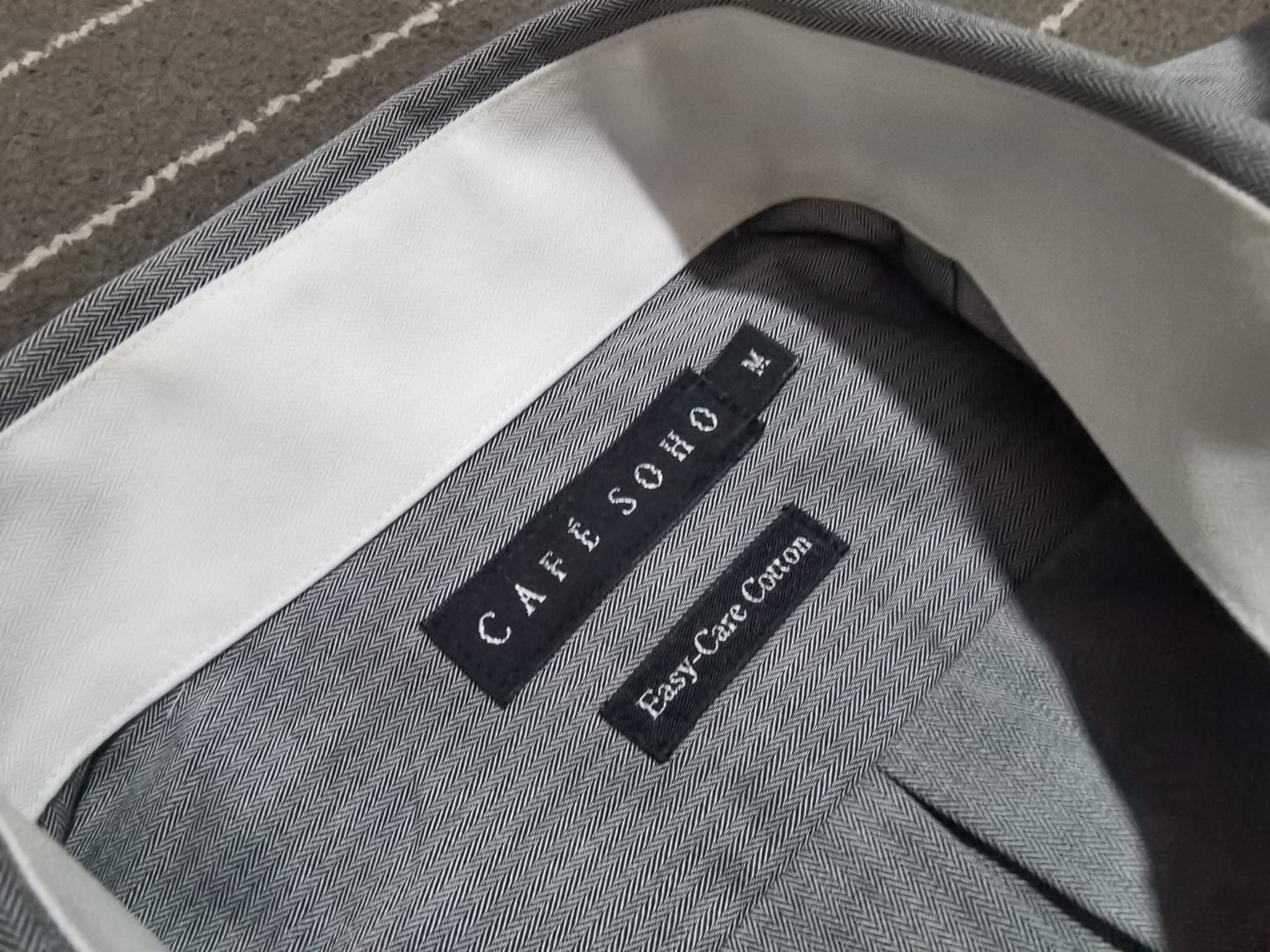 Japanese Brand CAFE SOHO easy care cotton buttons up S 2116 Size US S / EU 44-46 / 1 - 3 Thumbnail