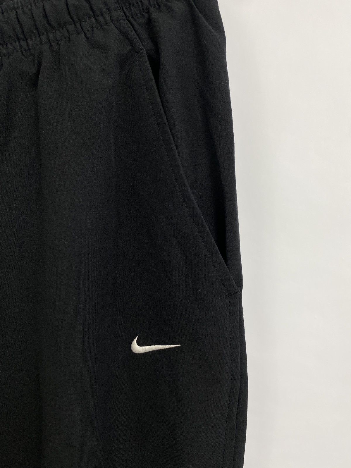 Nike 🇺🇸 Vintage 90s Nike Nylon Track Pants Y2K Rare Retro Hype Size US 34 / EU 50 - 5 Thumbnail