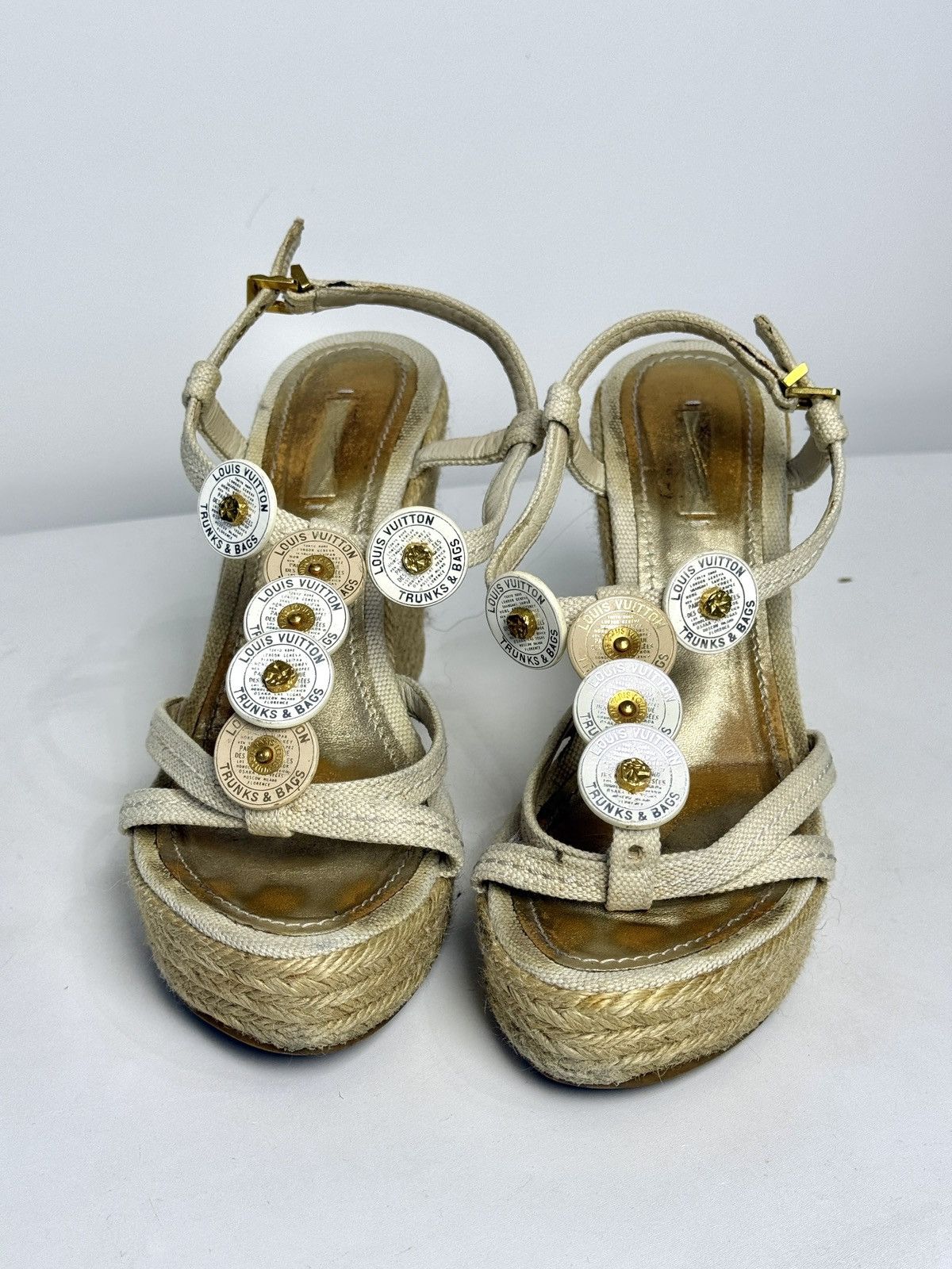 Louis Vuitton Louis Vuitton cream espadrille wedge sandals Size US 8 / IT 38 - 4 Thumbnail