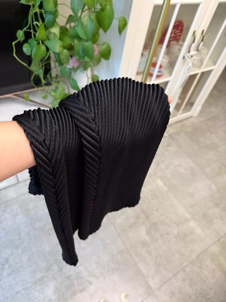 Issey Miyake Issey Miyake size:2 Fish-scale skirt Size 42" / US 20 - 6 Thumbnail