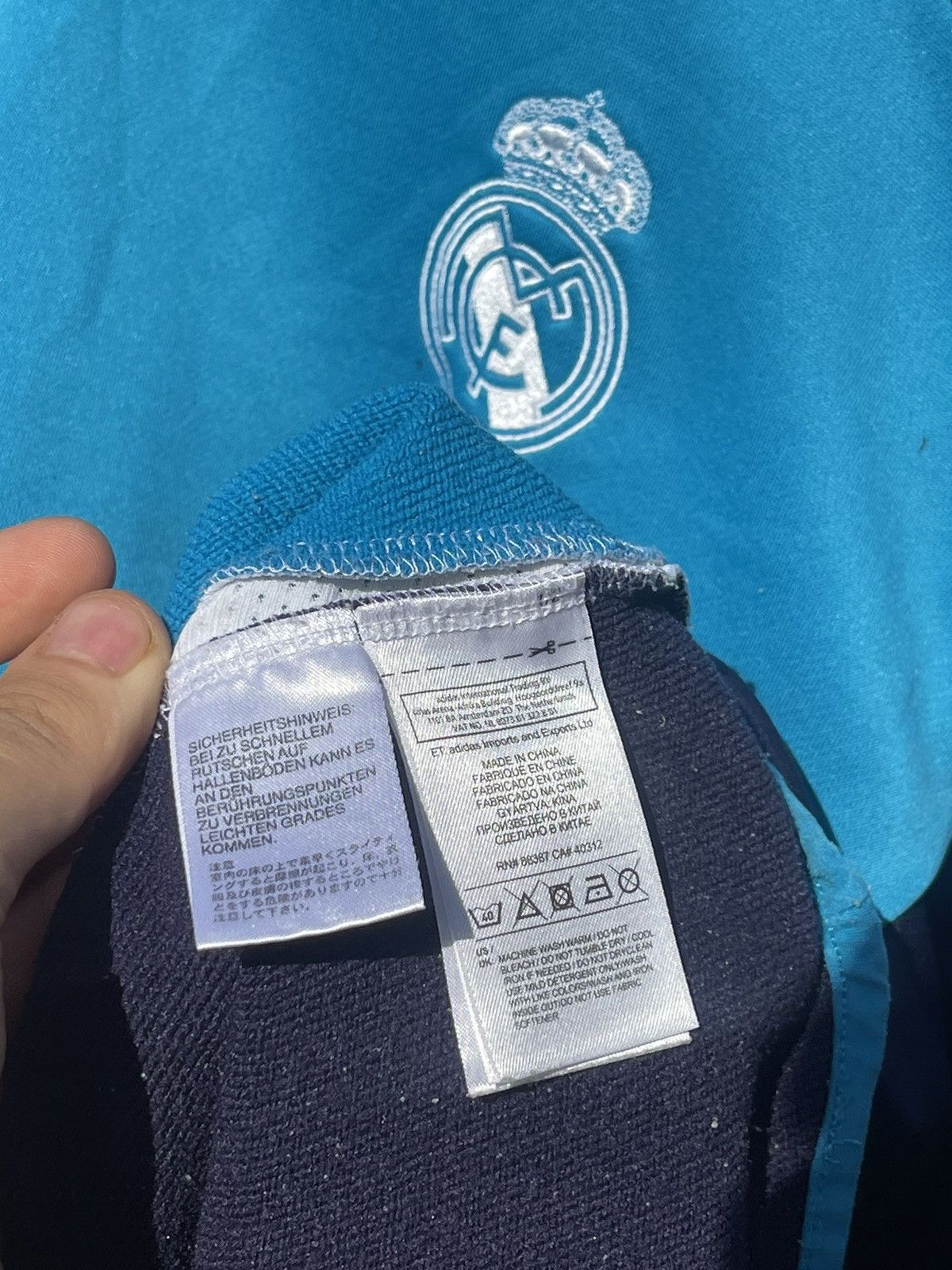 Adidas × Vintage 2012 Adidas Real Madrid blue Jersey Sweatshirt Size US S / EU 44-46 / 1 - 12 Thumbnail