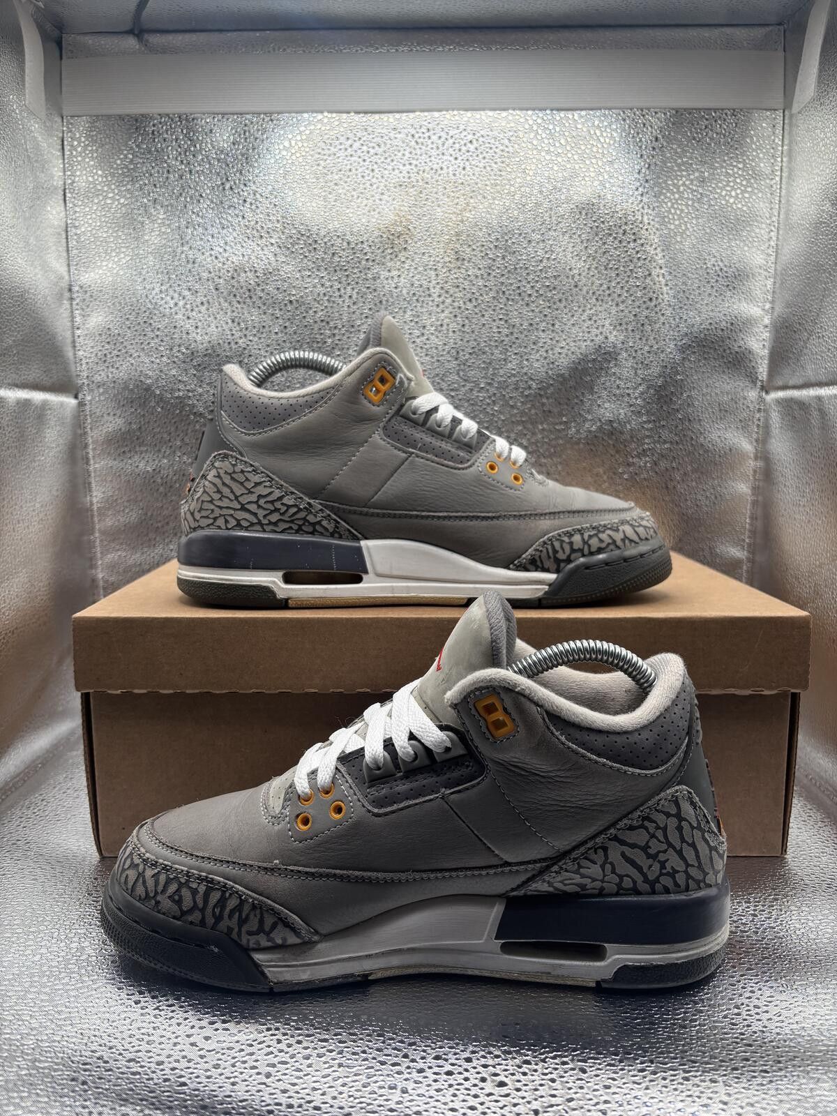 Jordan Brand Air Jordan 3 cool grey 2021 GS Size US 5.5 / EU 38 - 5 Thumbnail