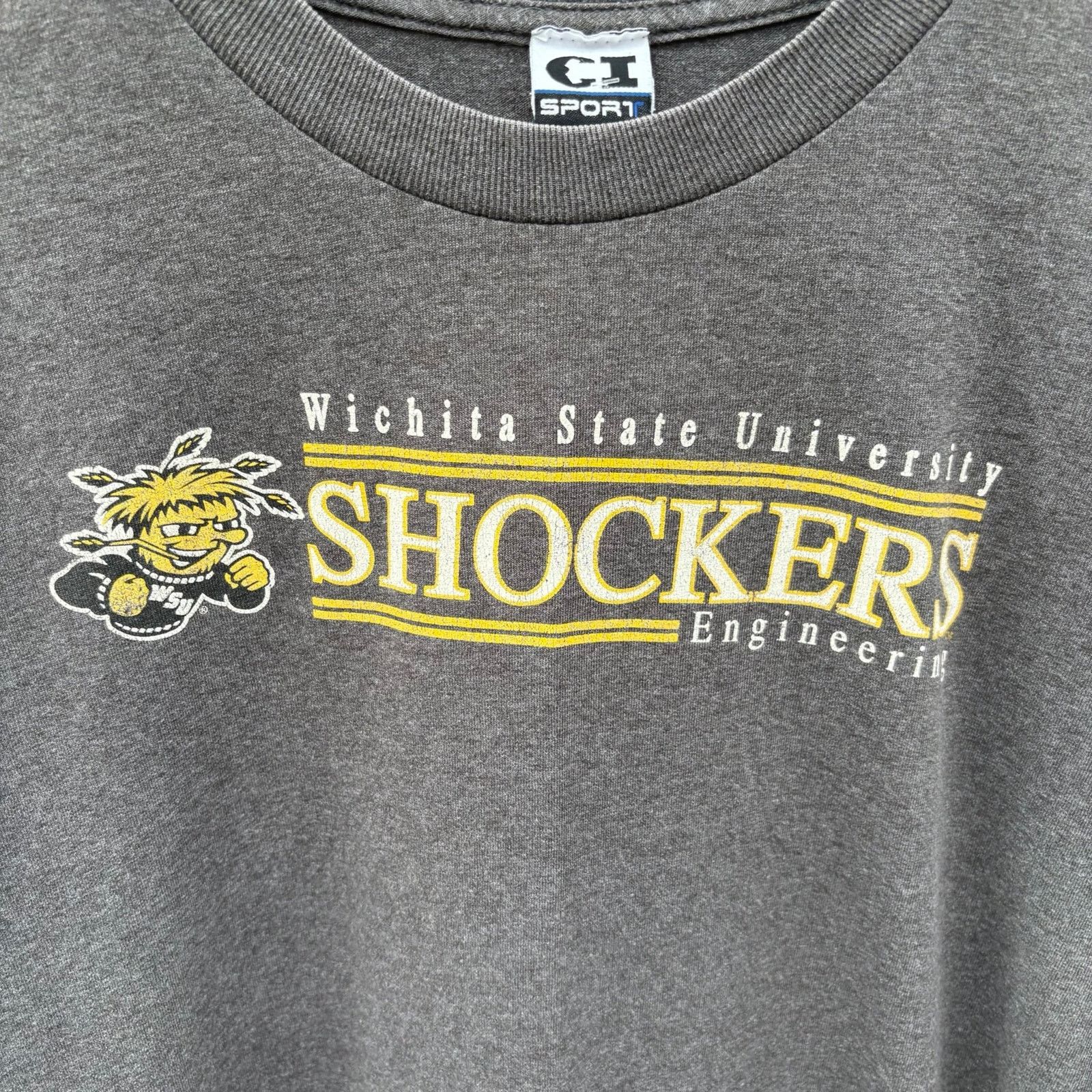 NCAA Vintage Wichita State University T-shirt Size US XL / EU 56 / 4 - 4 Thumbnail