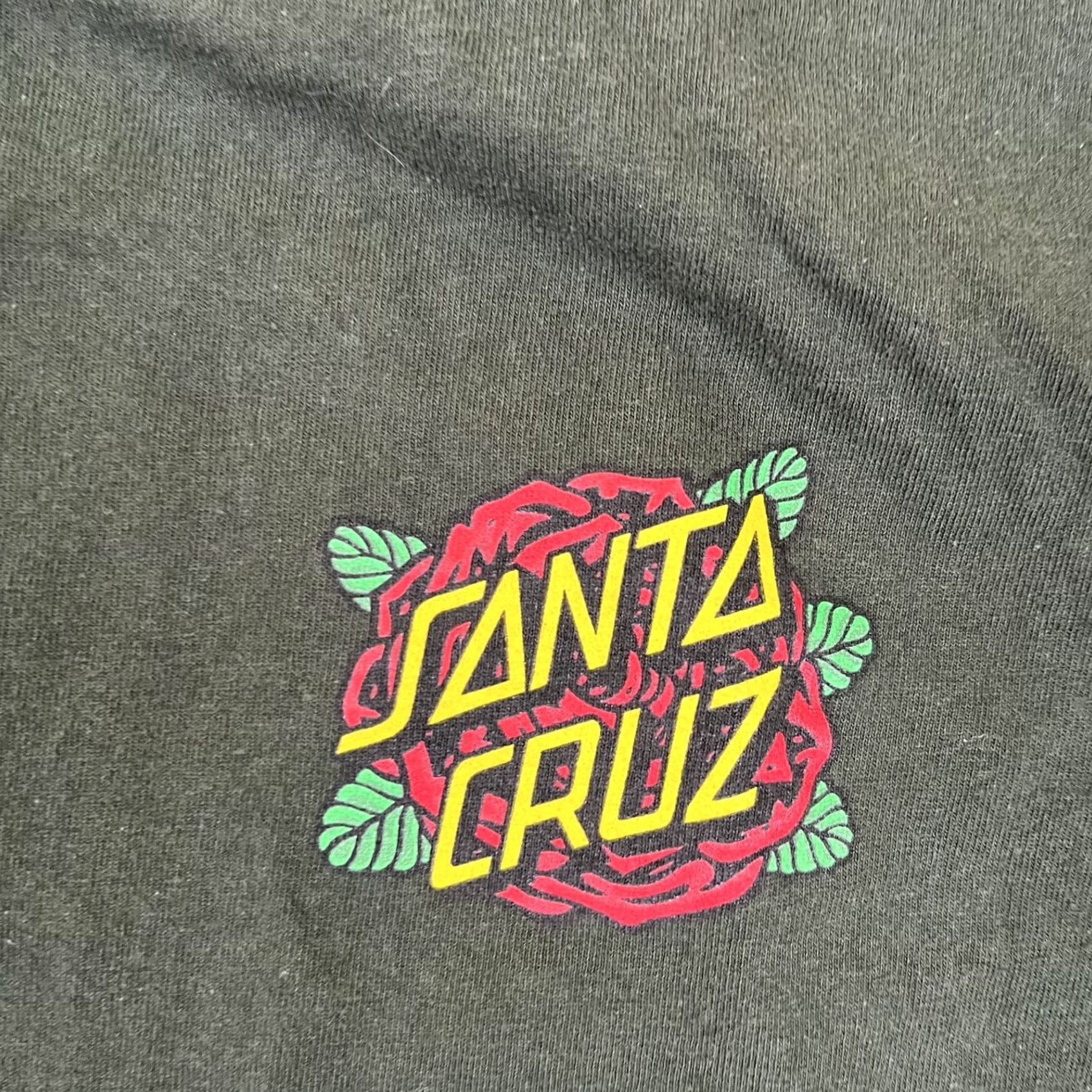 Vintage Vintage Santa Cruz Skateboard Tee Size Medium Green Roses Logo Y2K Size US M / EU 48-50 / 2 - 3 Thumbnail
