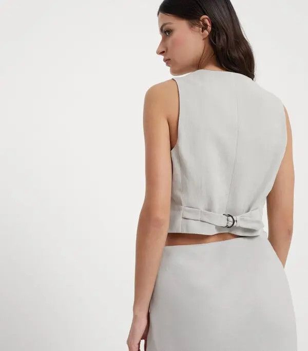 o1la1rc1a0325 Gilet-Jacket in White
