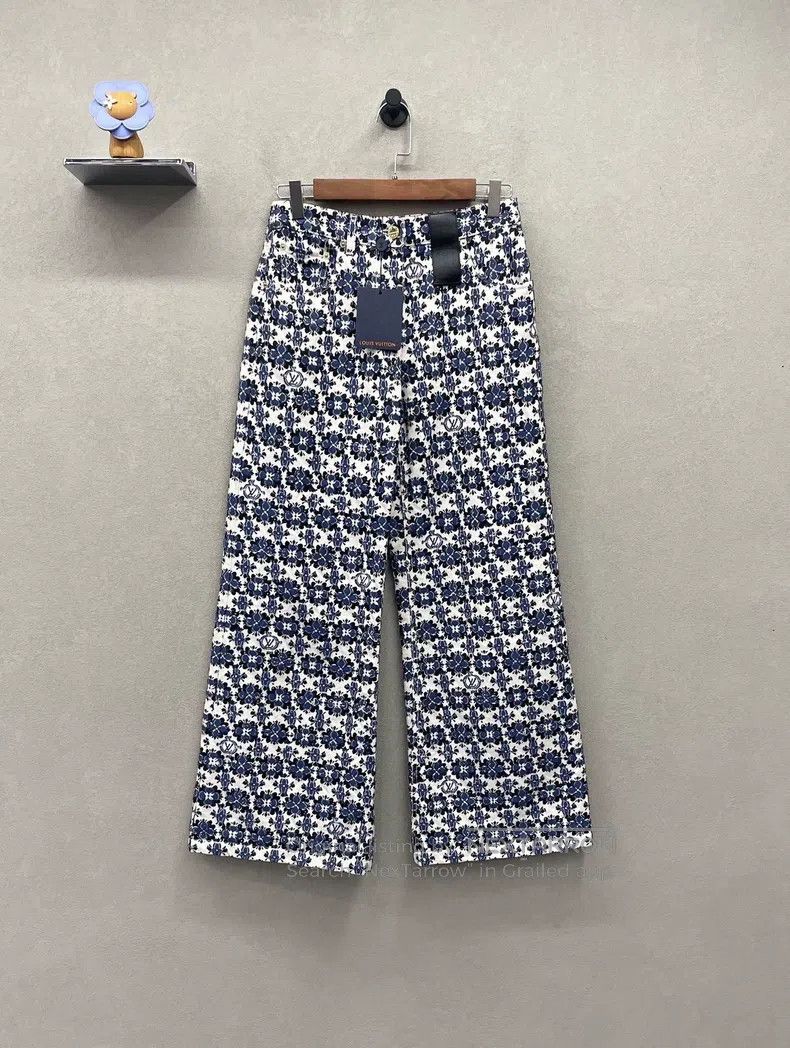 Louis Vuitton Louis Vuitton Blue full-print flower jeans Size US 36 / EU 52 - 1 Thumbnail