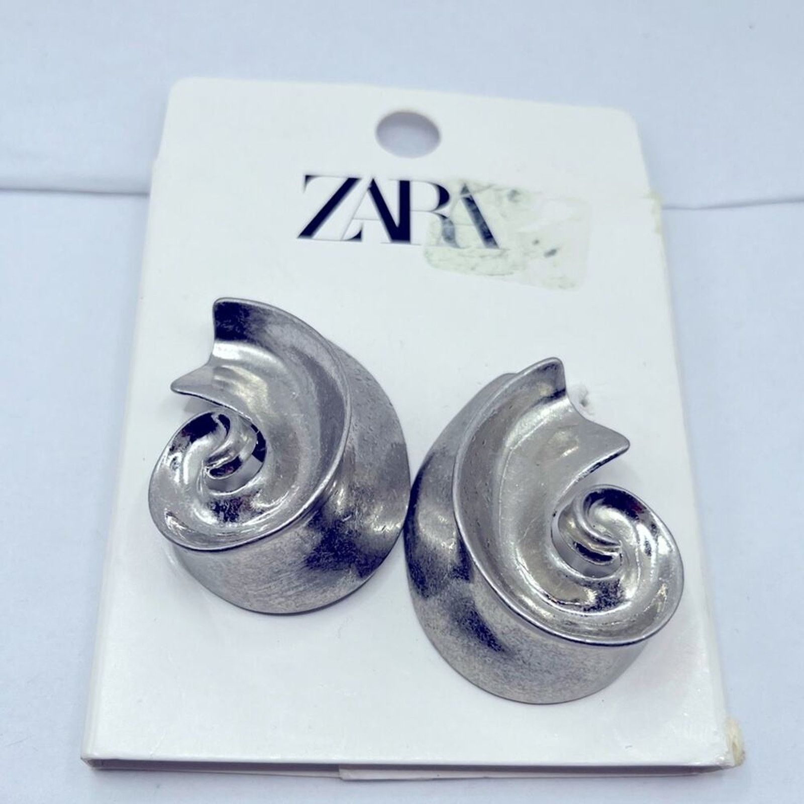 Zara NWT -.zara SEMI-CIRCULAR HOOP EARRINGS Size ONE SIZE - 3 Thumbnail