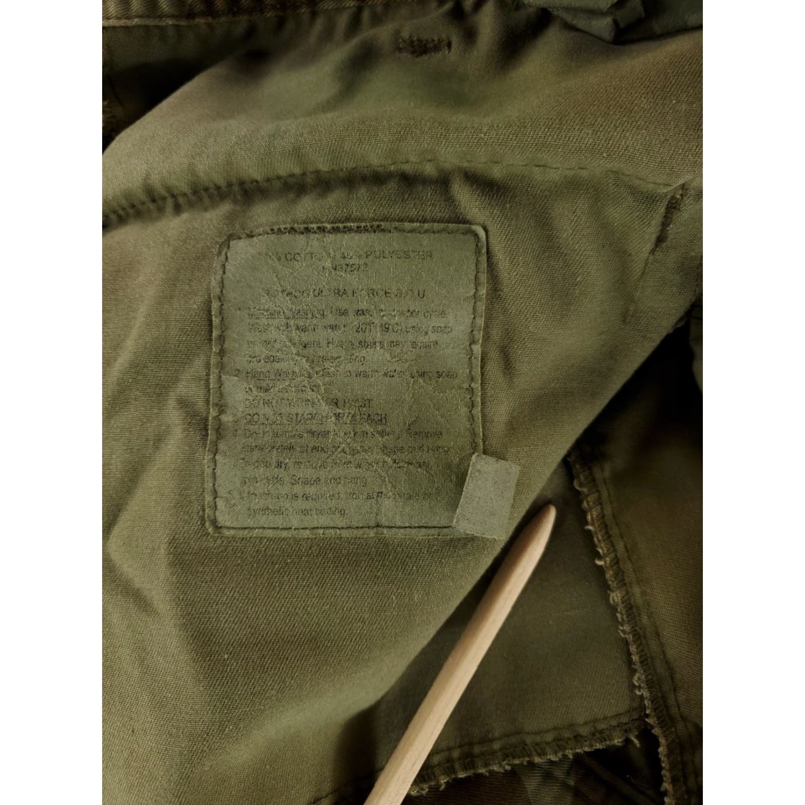Vintage **Woodland Camo Cargo Pants Mens Regular 35 Inseam 32** User: **Woodland Camo Cargo Pants Mens Regular 35 Inseam 32** Size US 35 - 3 Thumbnail