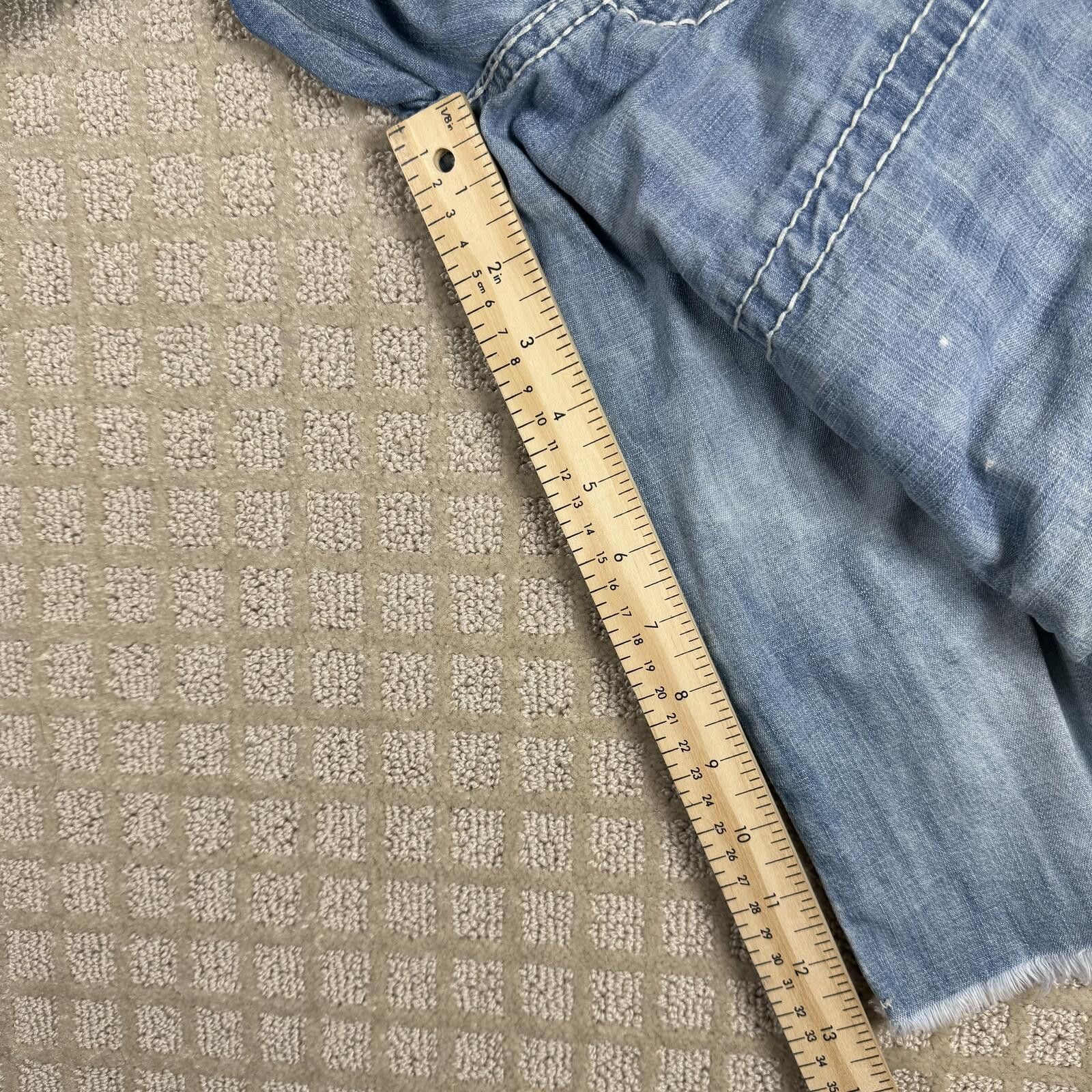 True Religion Y2K True Religion Denim Cargo Shorts Size 31 Size US 31 - 5 Thumbnail