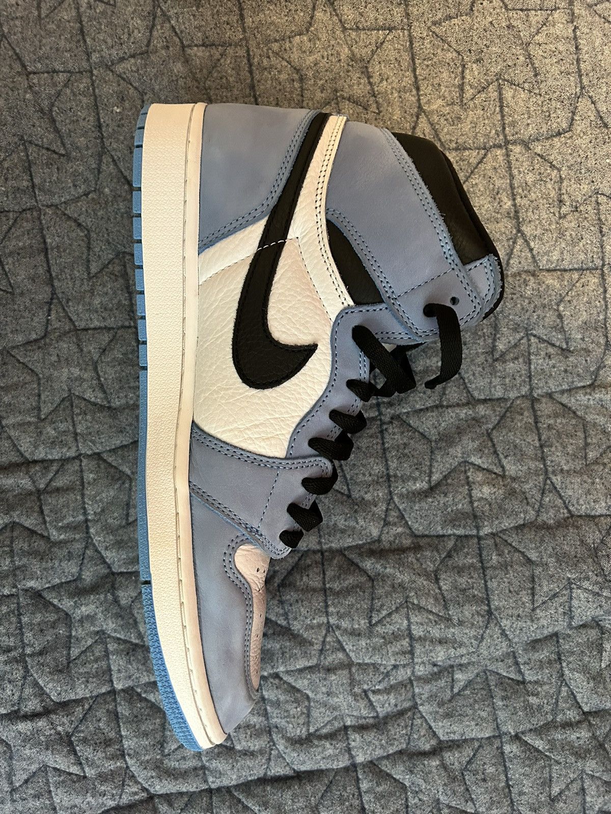 Jordan Brand Jordan 1 Retro High OG University Blue Size US 12 / EU 45 - 6 Thumbnail