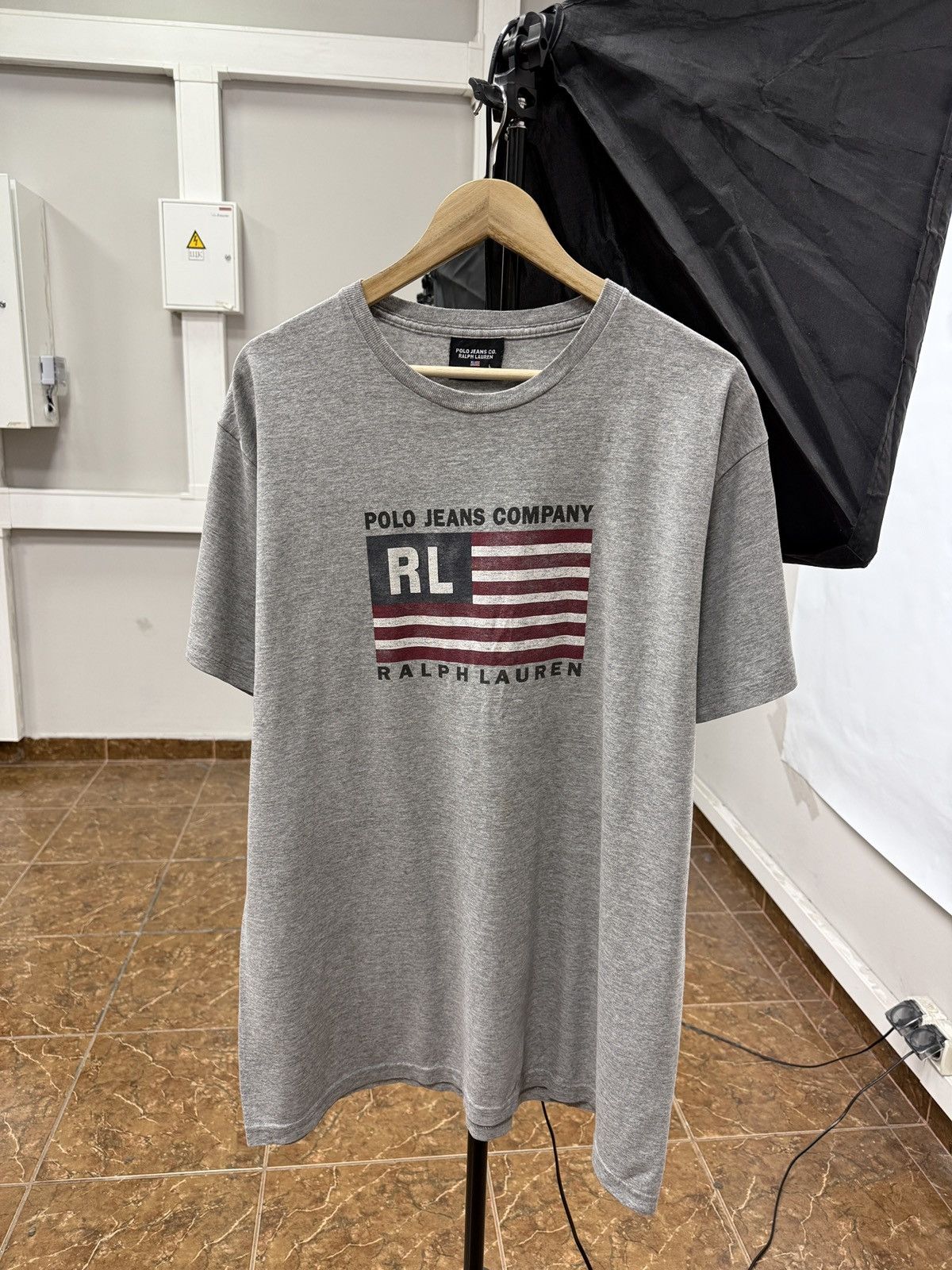 Polo Ralph Lauren 🇺🇸 Vintage 90s Ralph Lauren USA Flag Polo Jeans Company Tee Size US XL / EU 56 / 4 - 1 Thumbnail