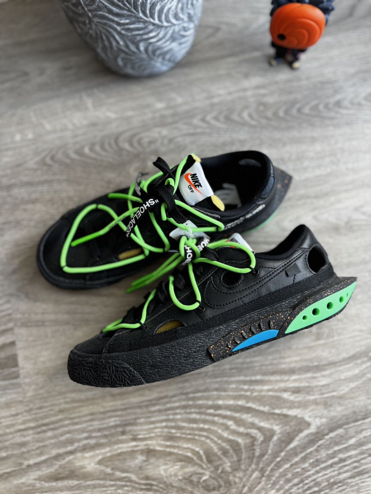 Nike × Off-White OFF-WHITE x Nike Blazer Low Black Electro Green US 6.5 - New Size US 6.5 / EU 39-40 - 2 Thumbnail