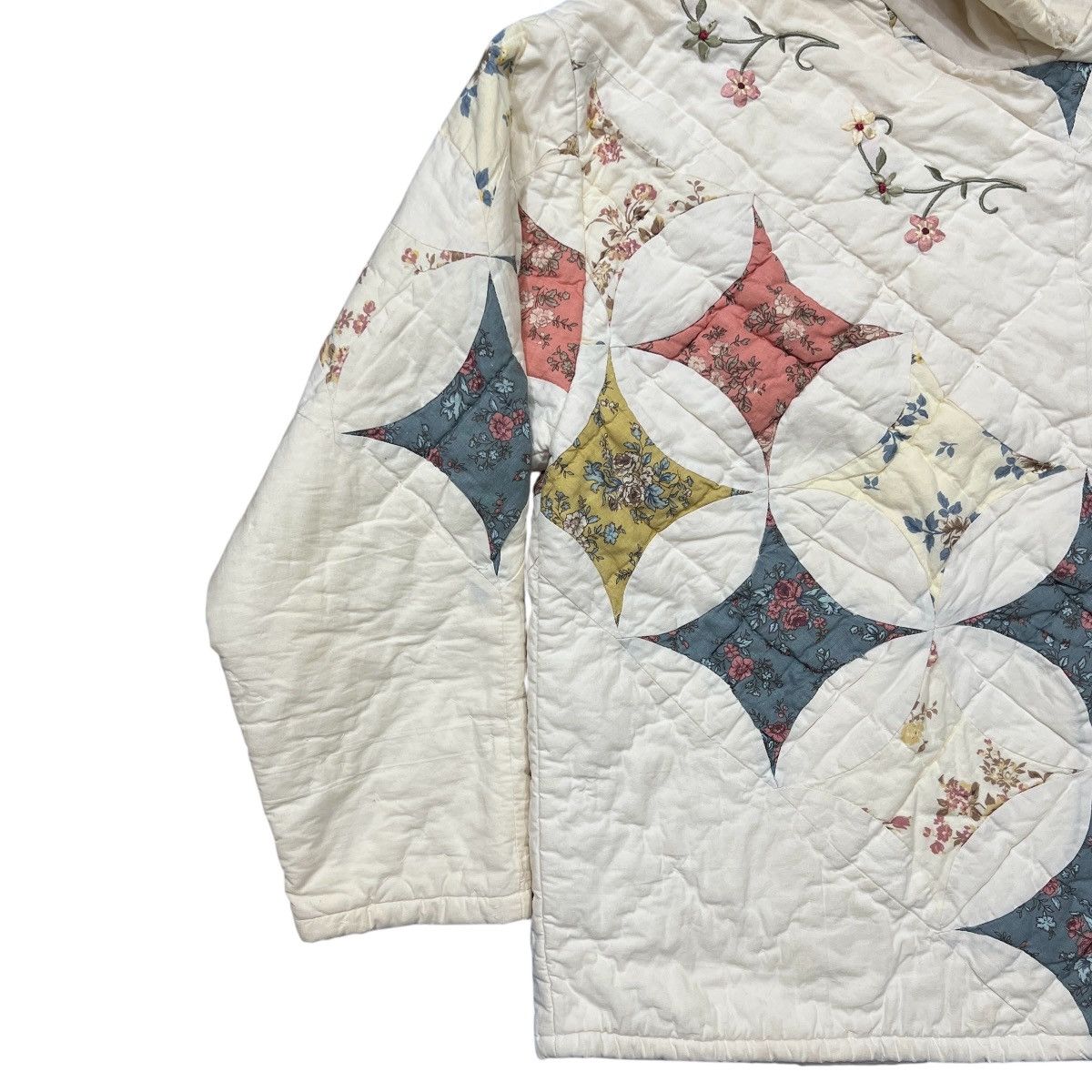 Other Vivid Visions Upcycled Vintage Quilt Hoodie Size US L / EU 52-54 / 3 - 3 Thumbnail