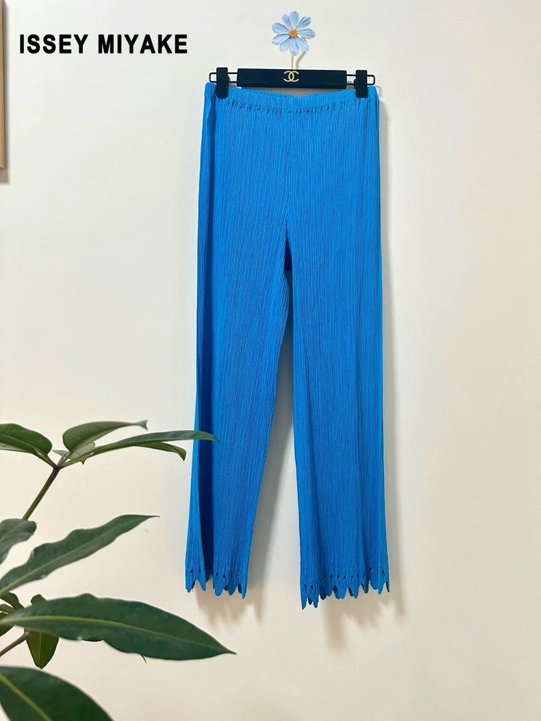Issey Miyake Issey Miyake size:3 Toothpick pleated sky blue straight-le Size 23" - 1 Thumbnail
