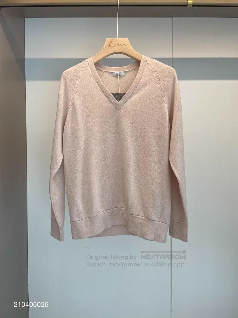 Brunello Cucinelli Brunello Cucinelli Nude Pink V-Neck Beaded Cashmere Sweate Size XS / US 0-2 / IT 36-38 - 1 Thumbnail