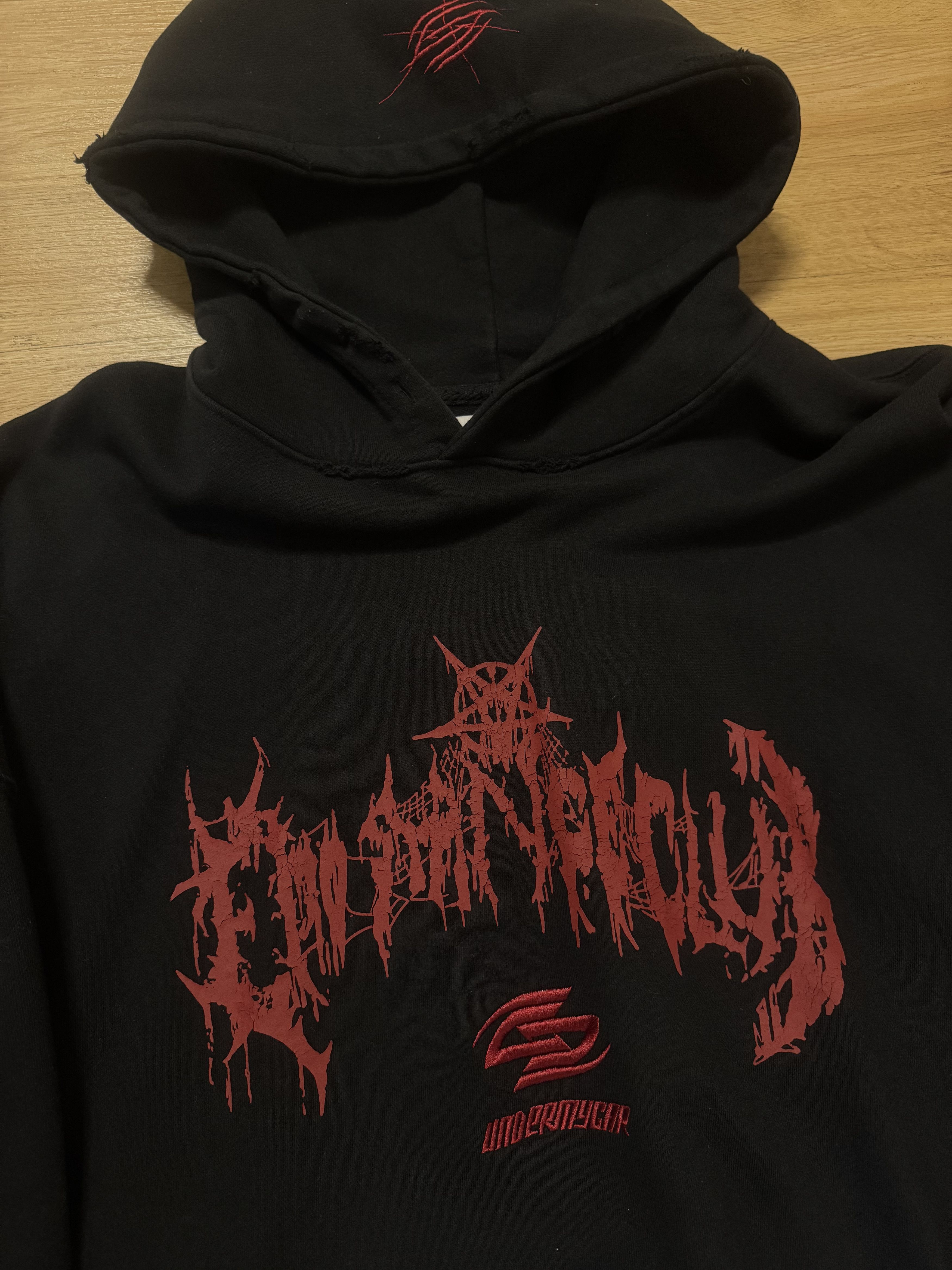Emostanceclub x Undermycar hoodie