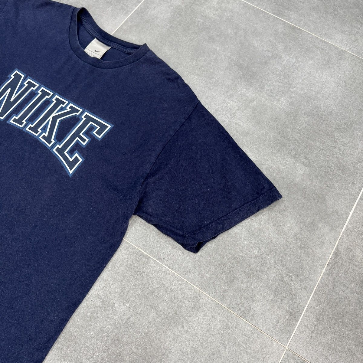 Nike × Vintage Vintage Nike Big Logo Y2K 90s Men T-Shirt Size L Size US L / EU 52-54 / 3 - 6 Thumbnail