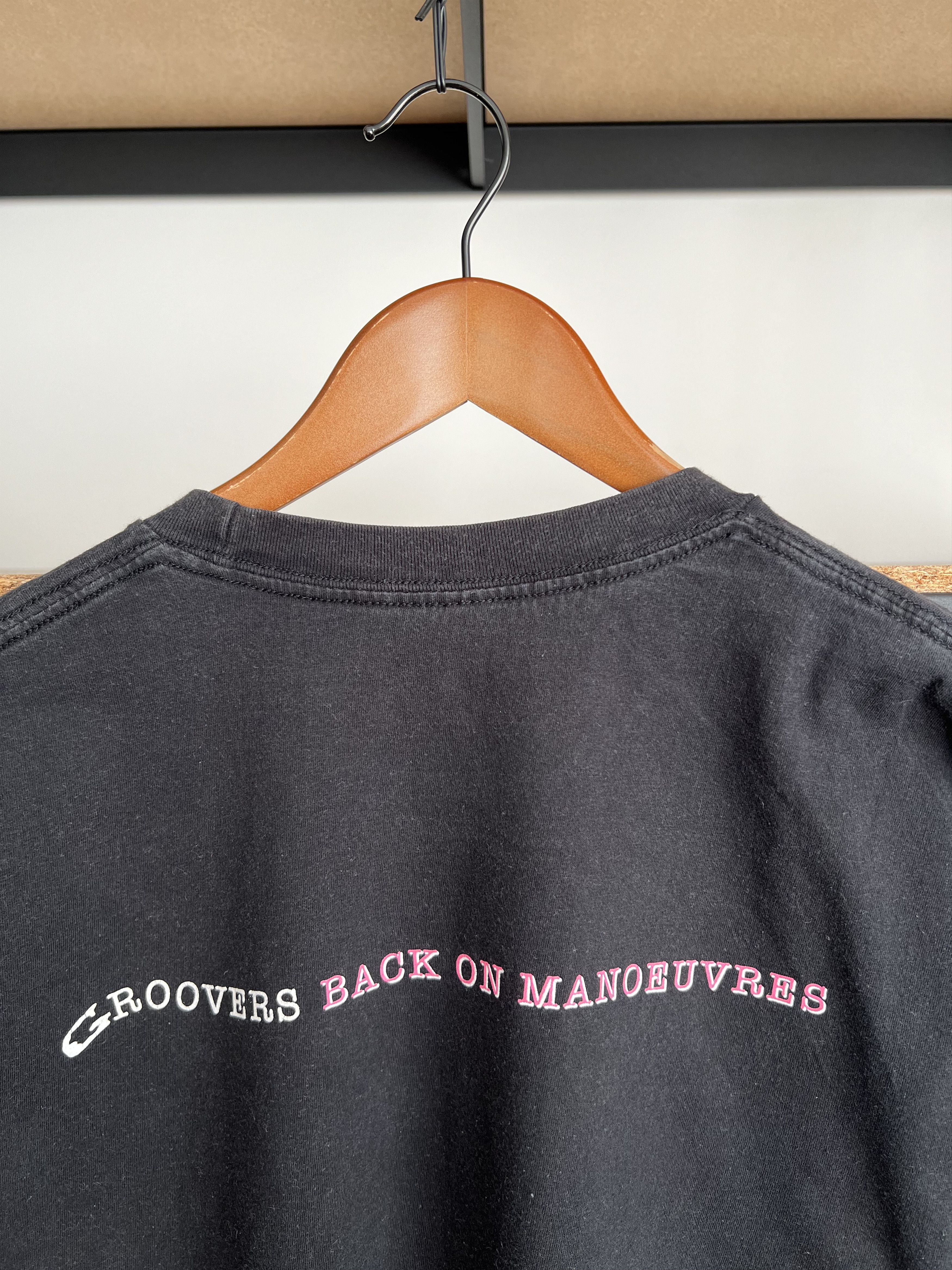 Band Tees Vintage 2000s The Wonder Stuff Groovers Back on Manoeuvres Size US L / EU 52-54 / 3 - 17 Thumbnail