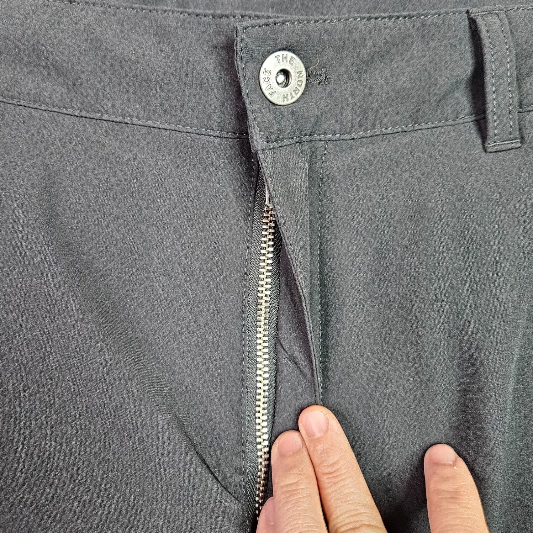 The North Face The North Face Men Hiking Shorts Black Outdoor Size 34 Size US 34 / EU 50 - 6 Thumbnail